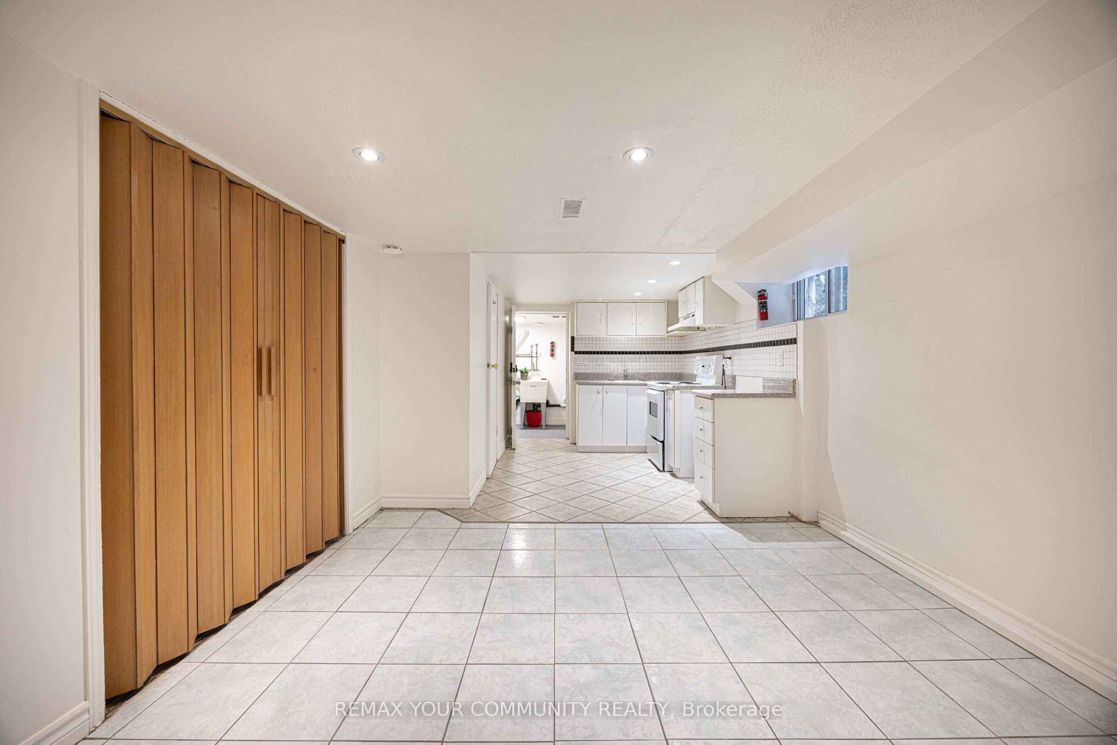 17 Muir Avenue Property Photo 32