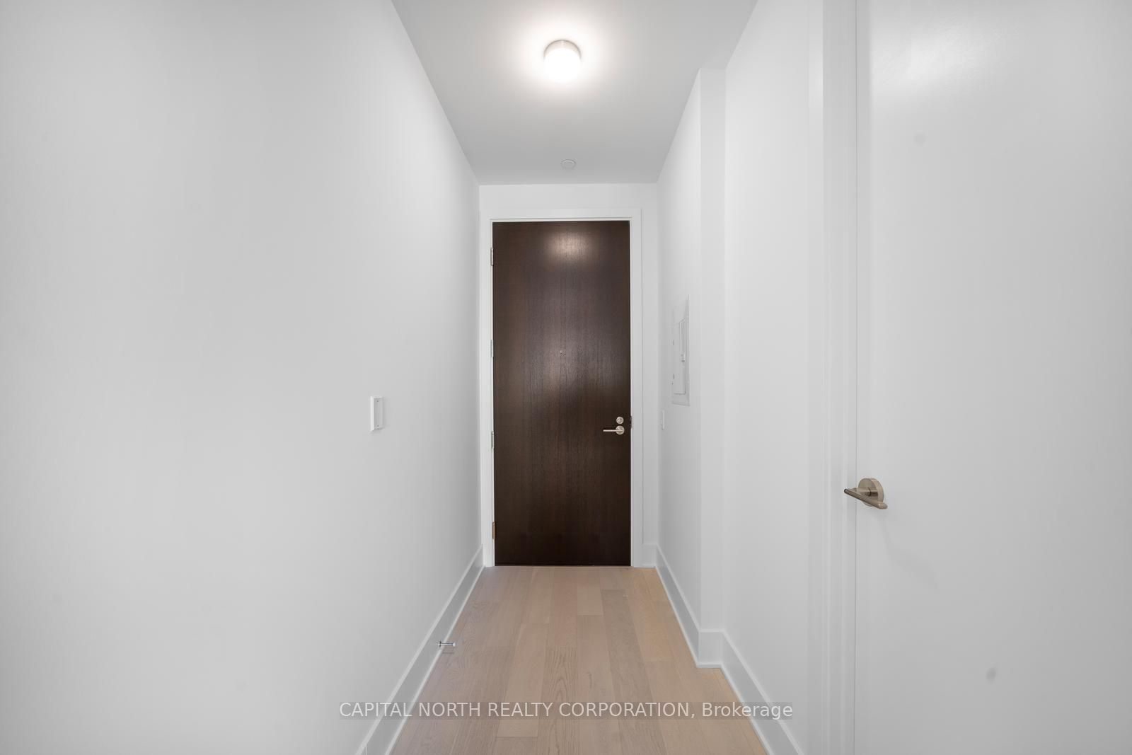 11 Yorkville Avenue 5908 Property Photo 9