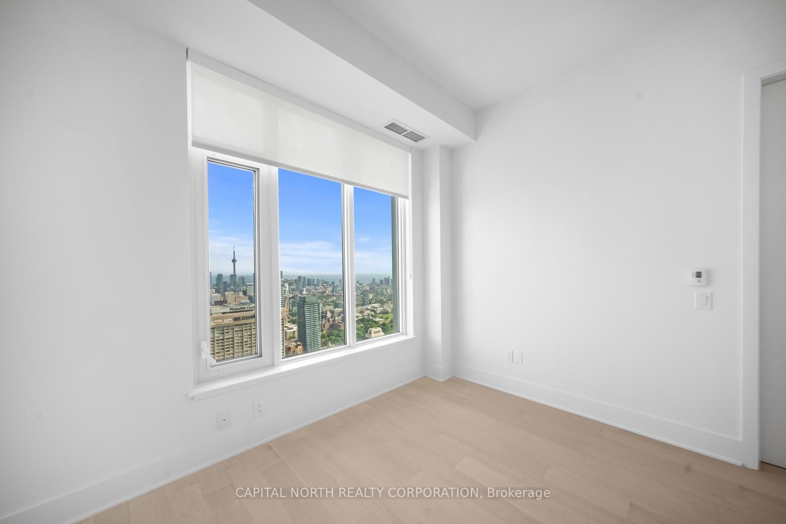 11 Yorkville Avenue 5908 Property Photo 18