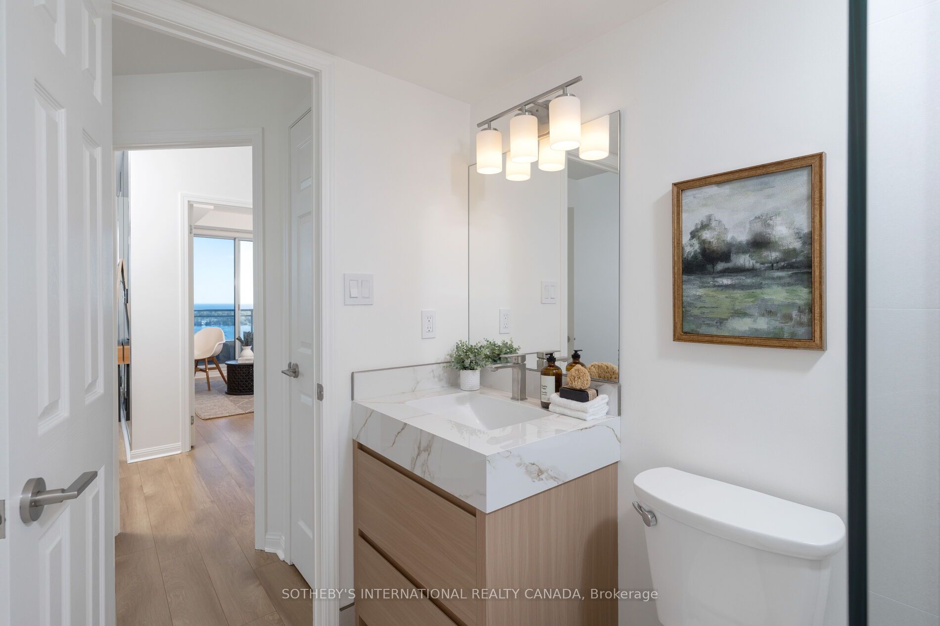 230 Queens Quay W 2811 Property Photo 13