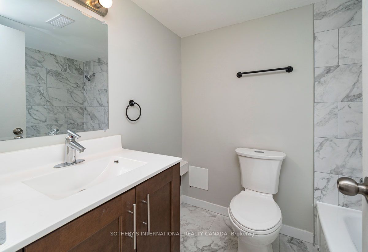 720 Spadina Avenue 1004 Property Photo 7