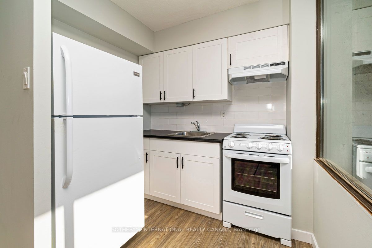 720 Spadina Avenue 1004 Property Photo 8