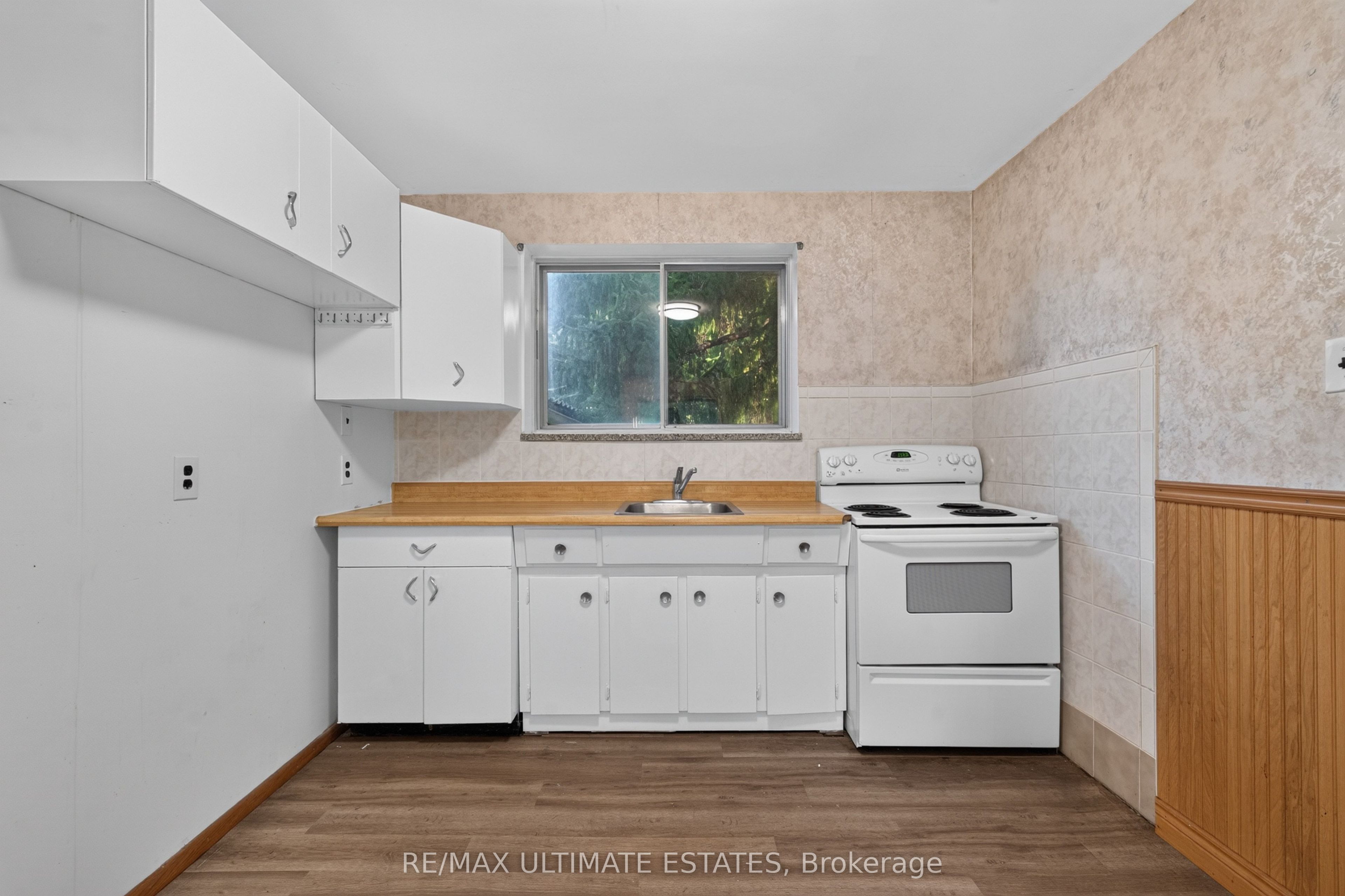 32 Broadleaf Road Property Photo 12