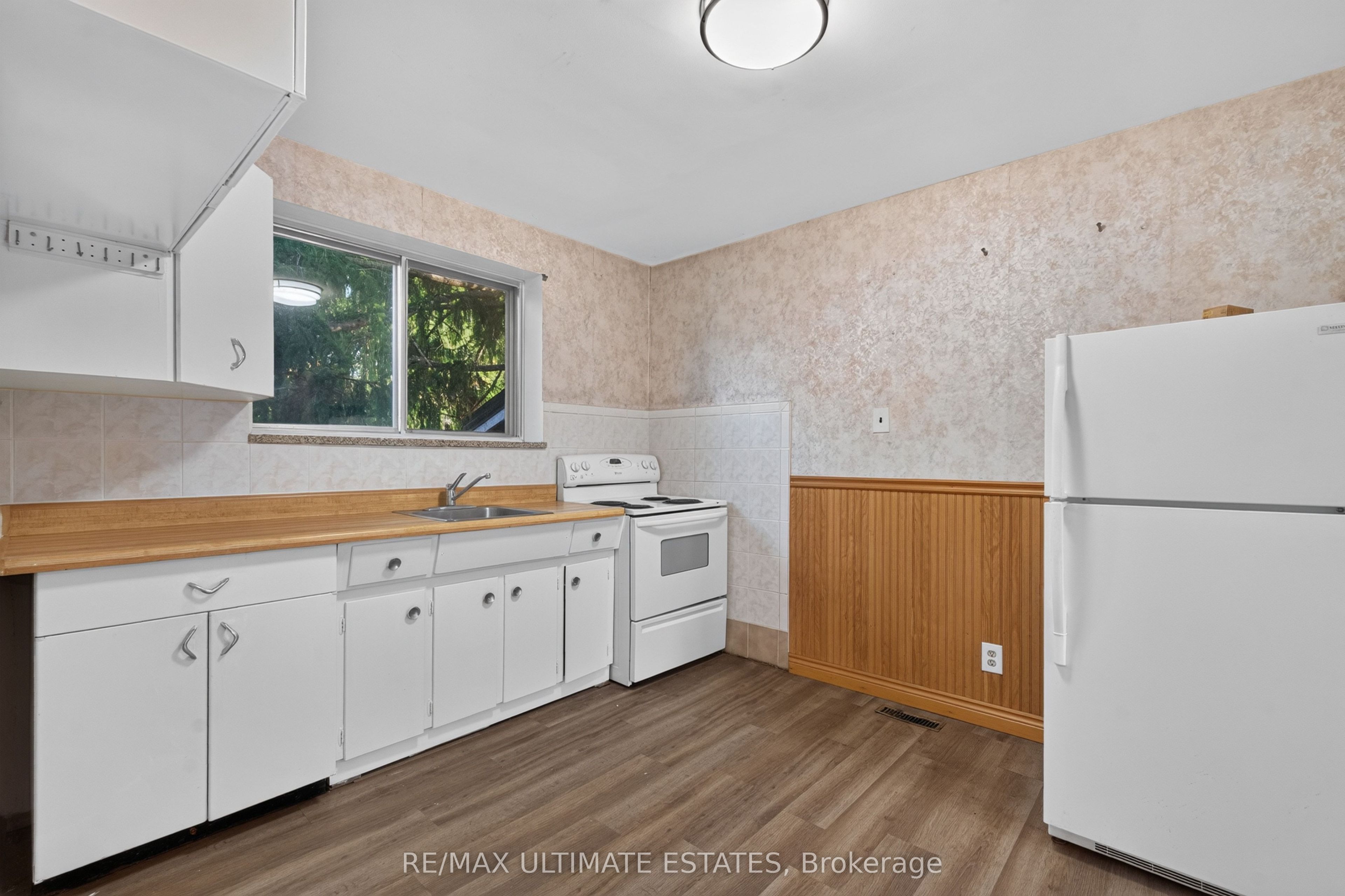32 Broadleaf Road Property Photo 13