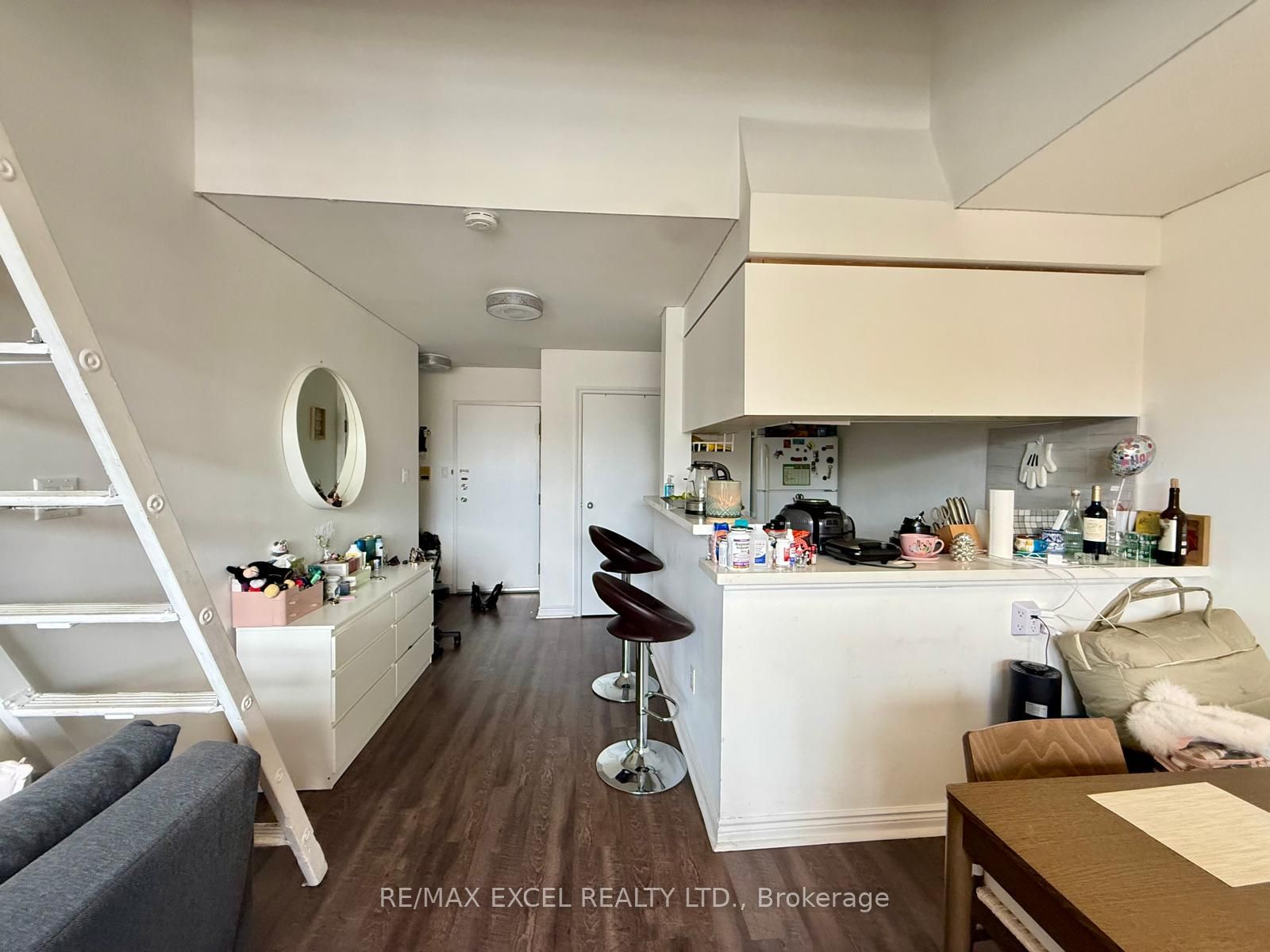 666 St Clair Avenue W 305 Property Photo 11