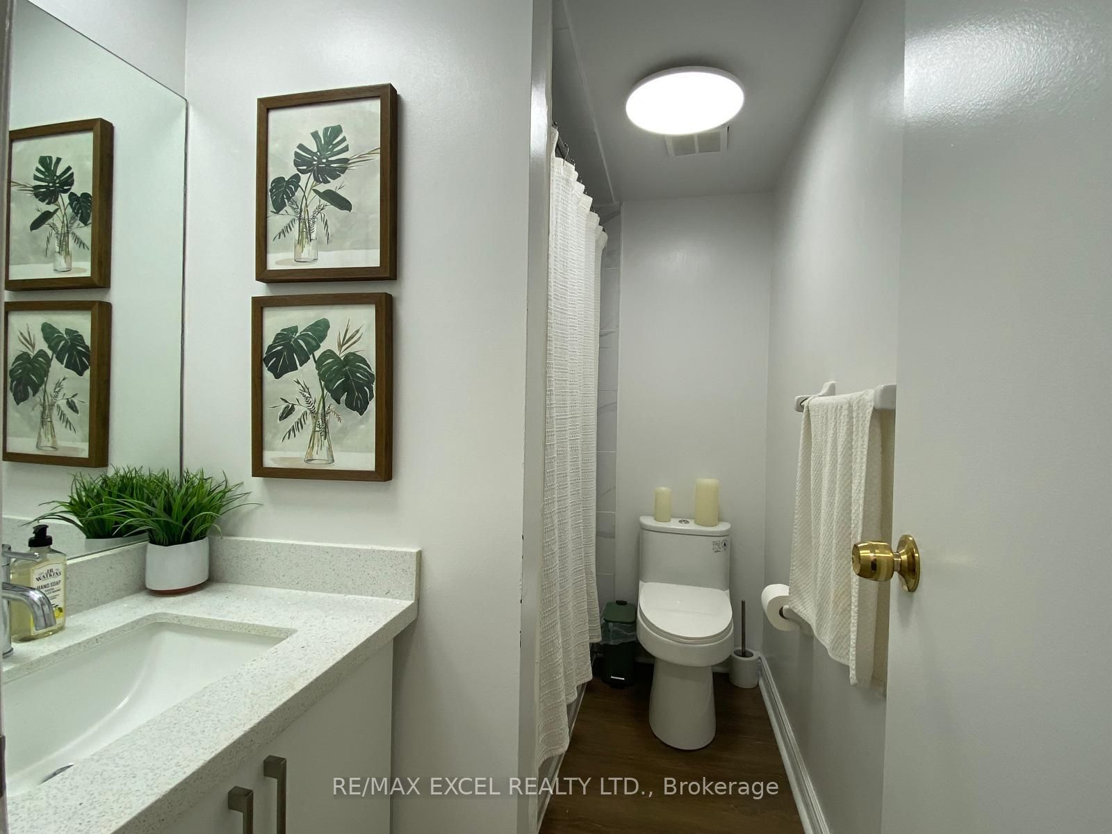666 St Clair Avenue W 203 Property Photo 18