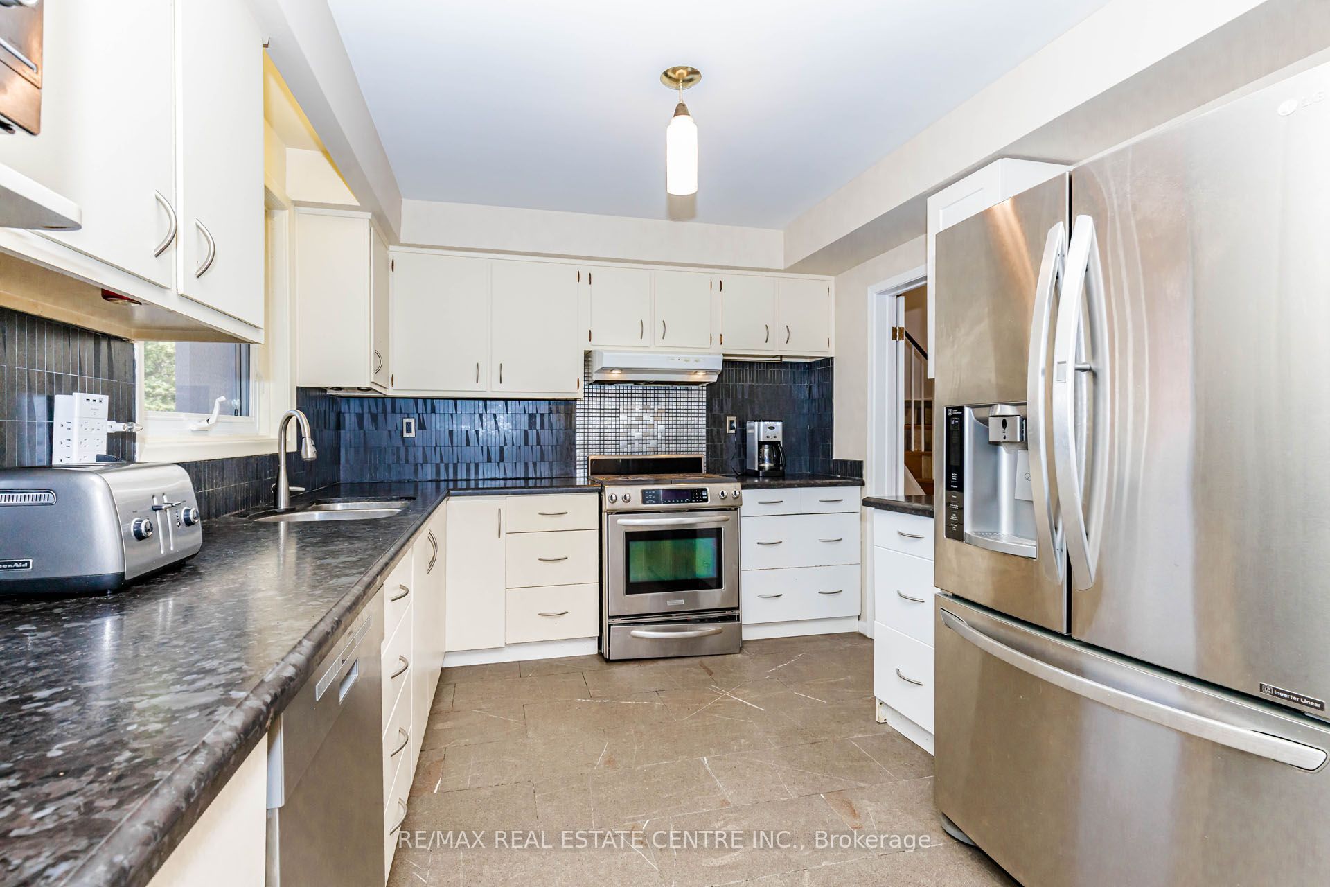 85 Snowcrest Avenue Property Photo 18