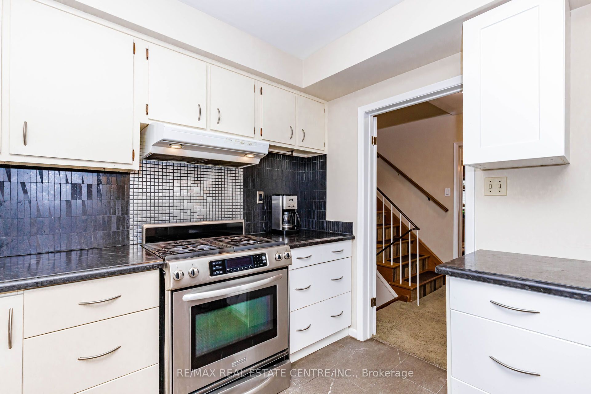 85 Snowcrest Avenue Property Photo 20