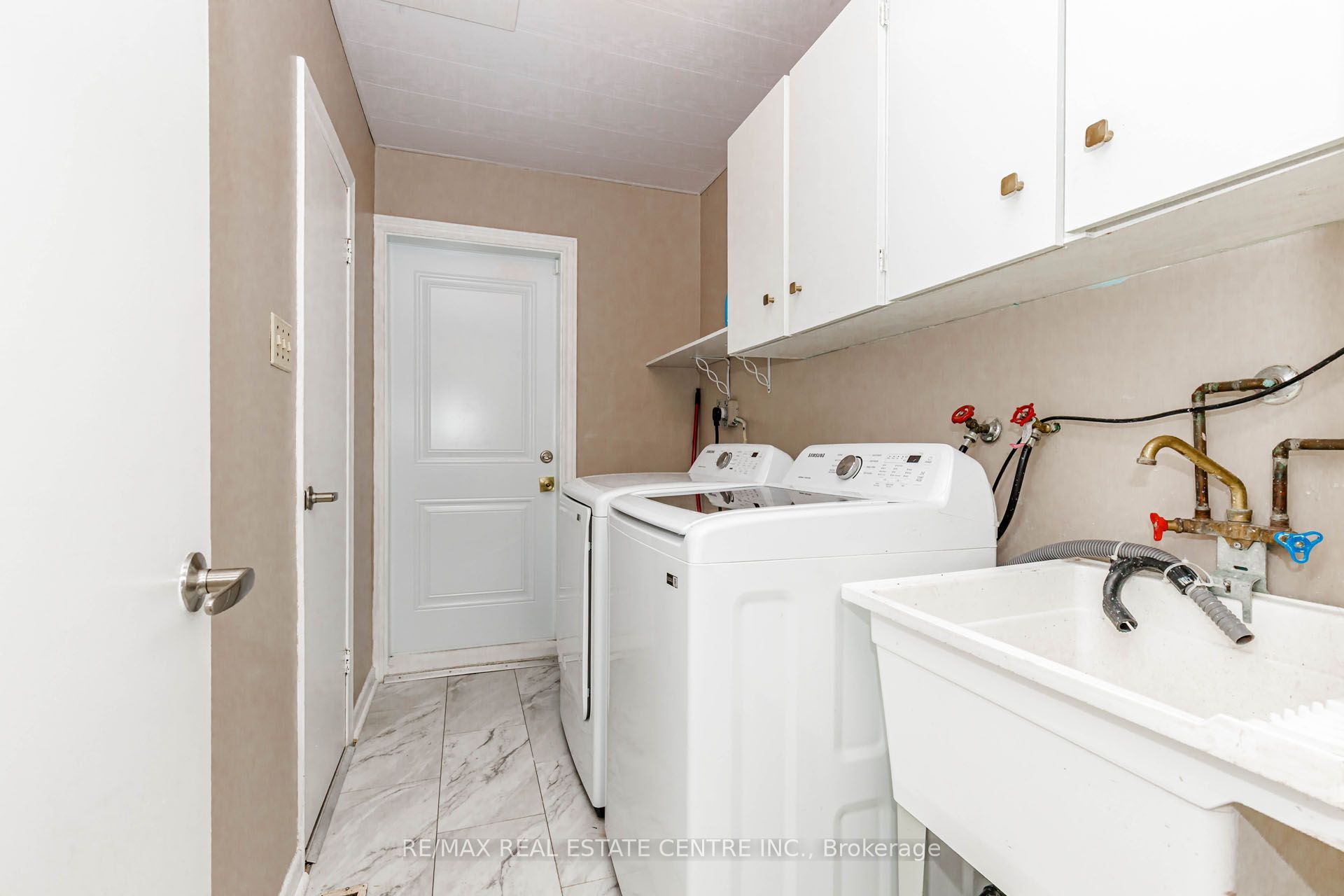 85 Snowcrest Avenue Property Photo 34