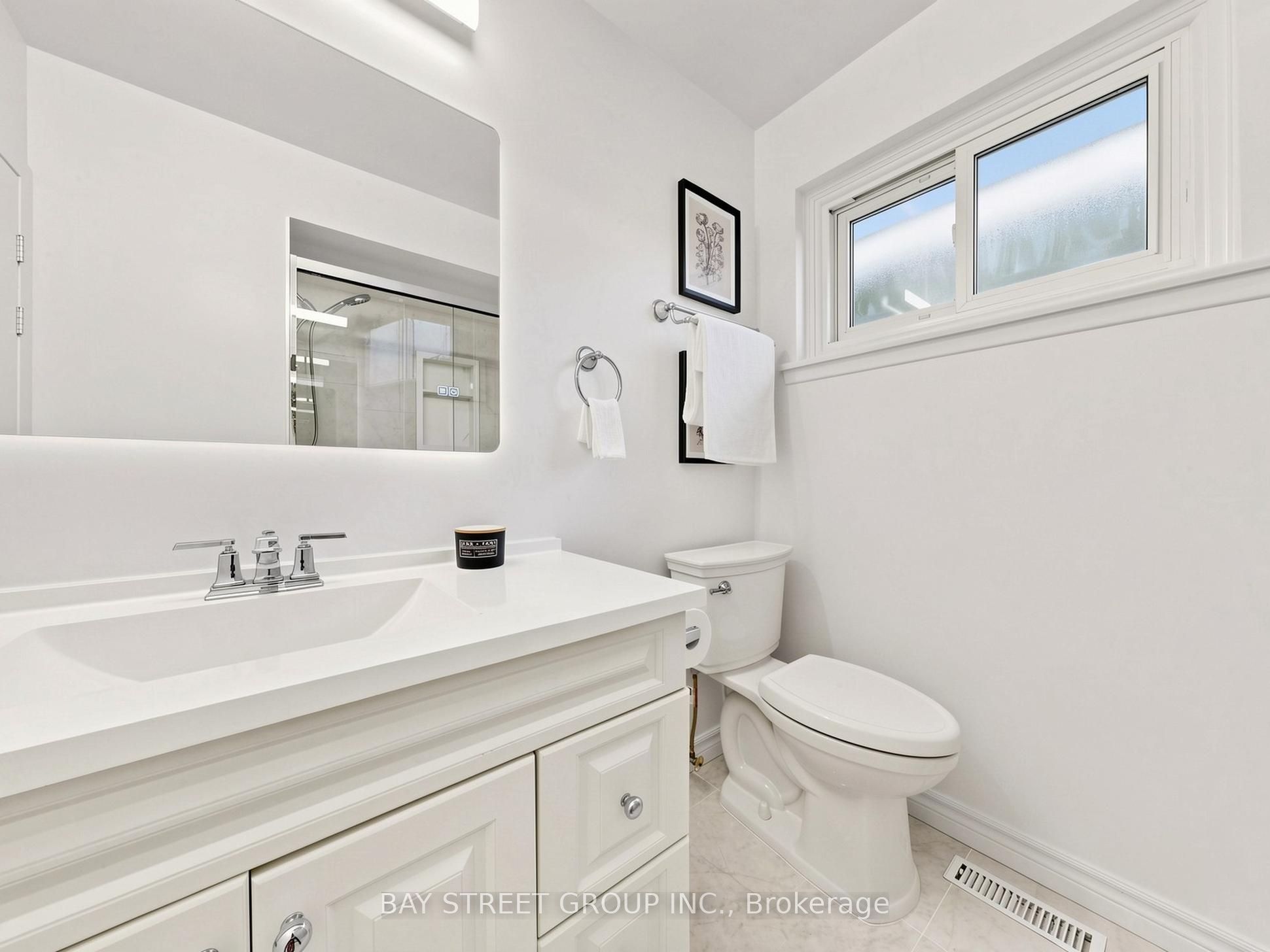 1 Lesgay Crescent Property Photo 22