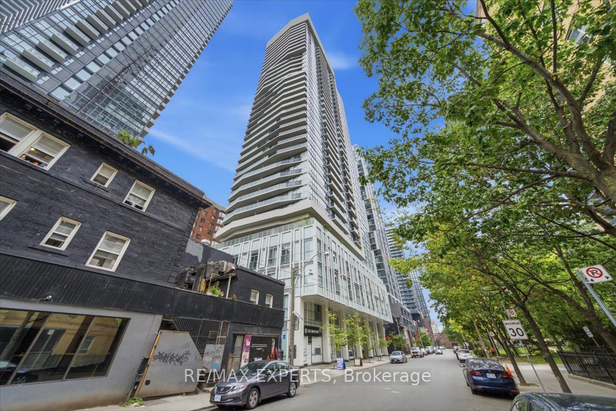 77 Mutual Street 401 Property Photo 4