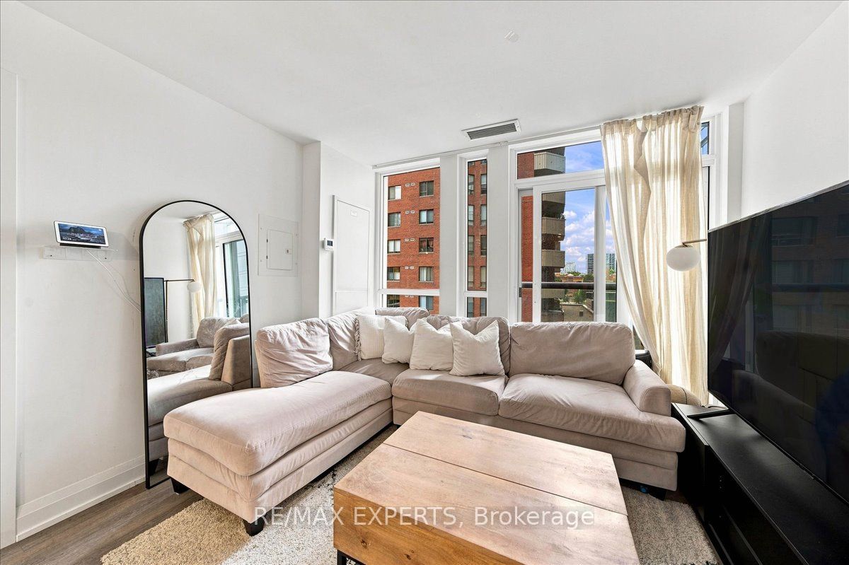 77 Mutual Street 401 Property Photo 14