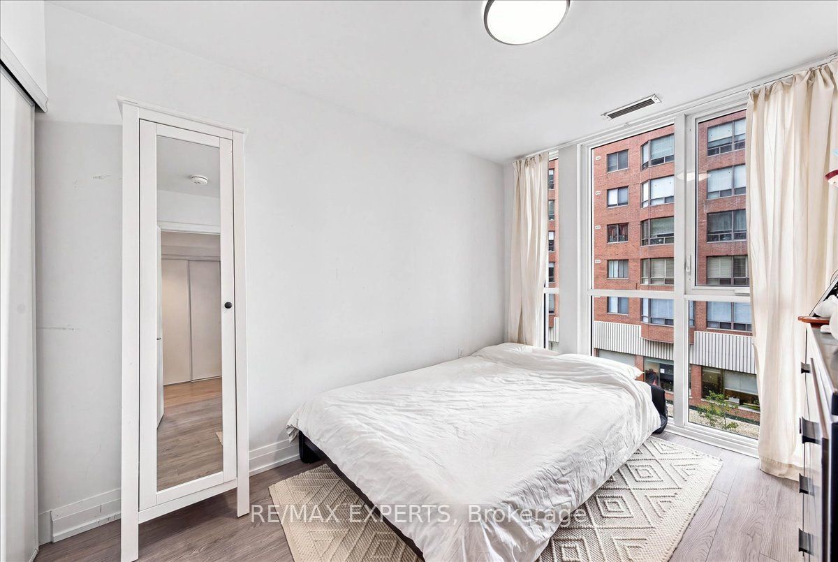 77 Mutual Street 401 Property Photo 16