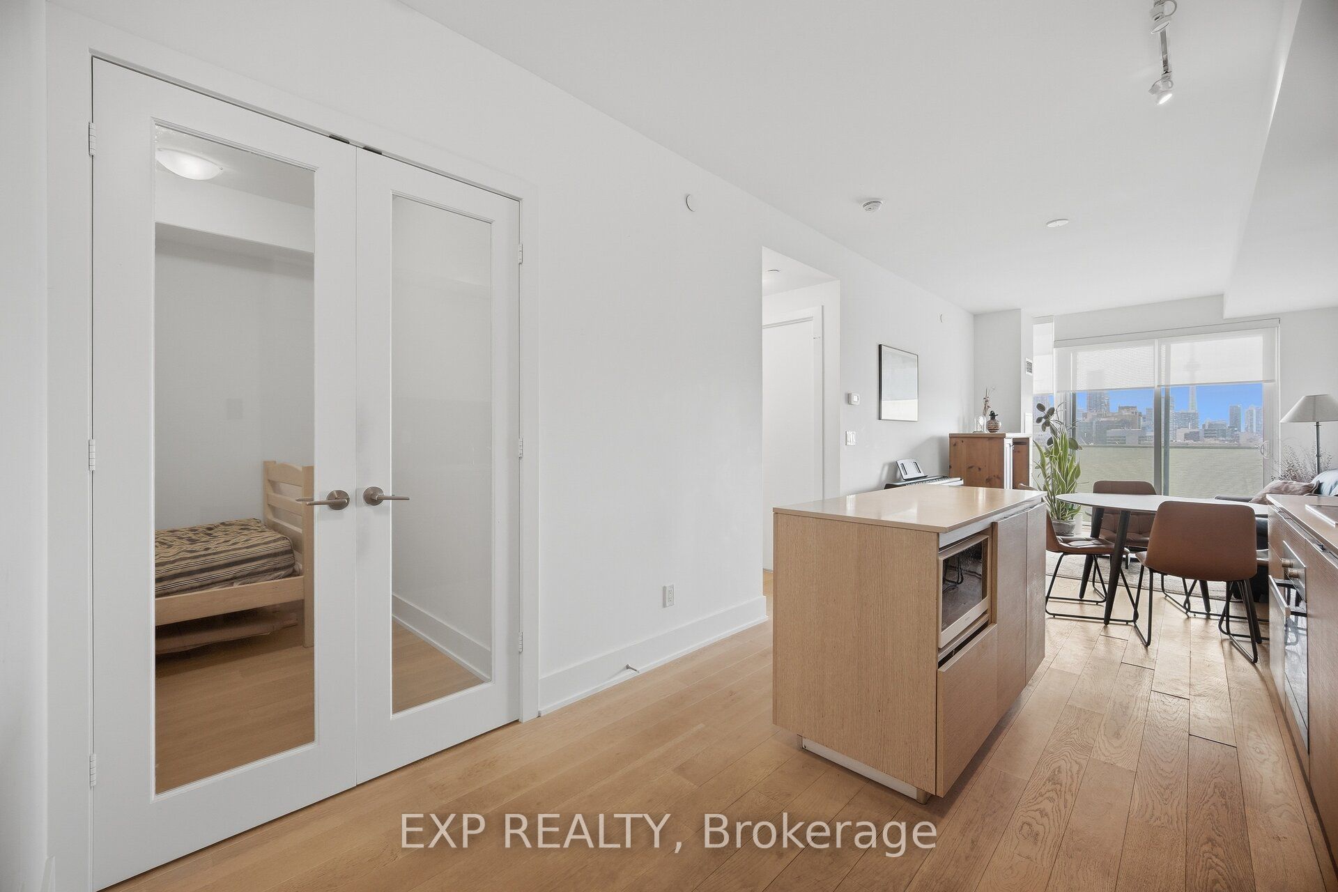 200 Bloor Street W 1203 Property Photo 13