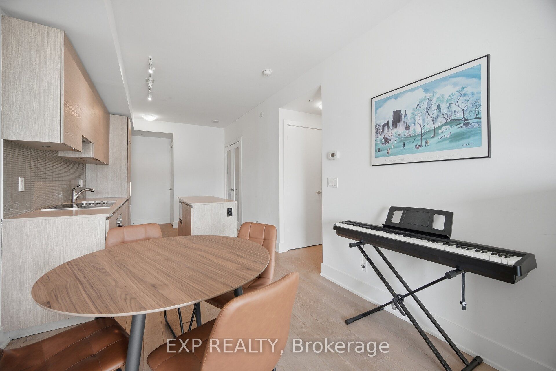 200 Bloor Street W 1203 Property Photo 14