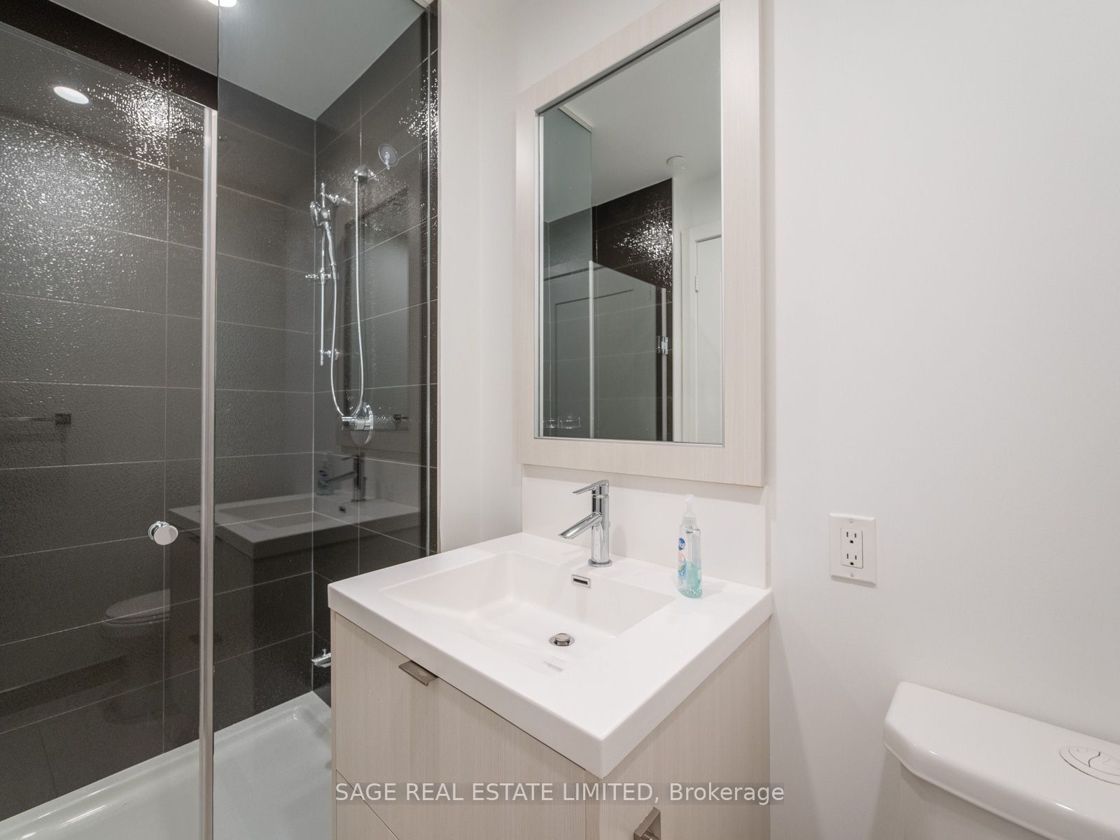 38 Cameron Street 524 Property Photo 22