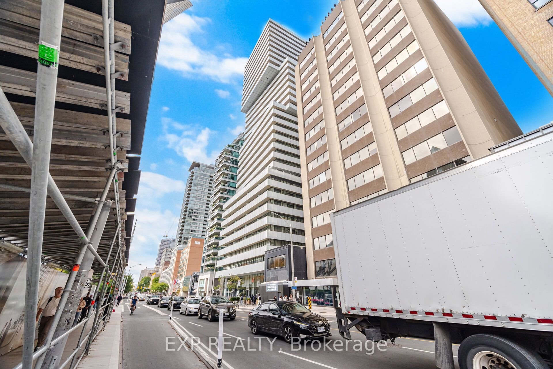 200 Bloor Street W 2505 Property Photo 40