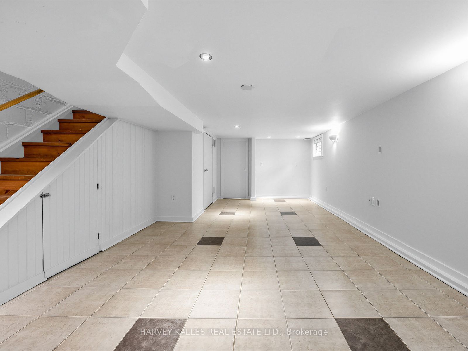 4 Kenrae Road Property Photo 26