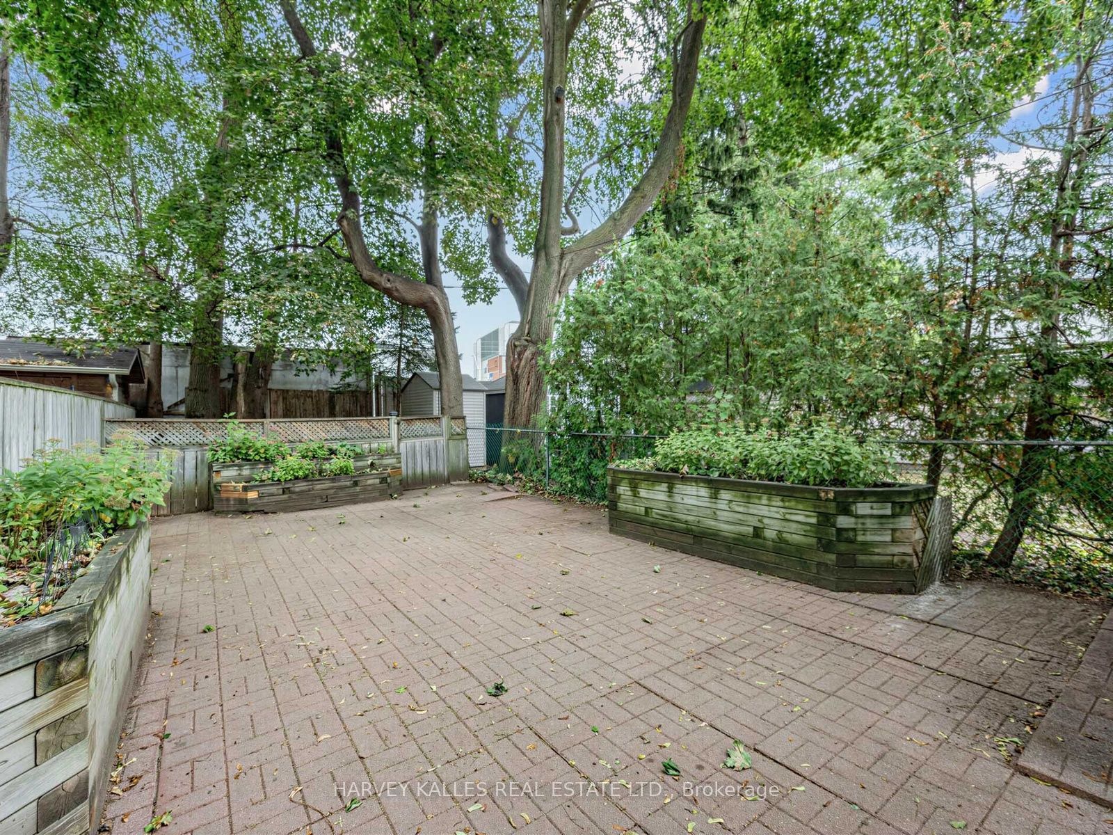 4 Kenrae Road Property Photo 33