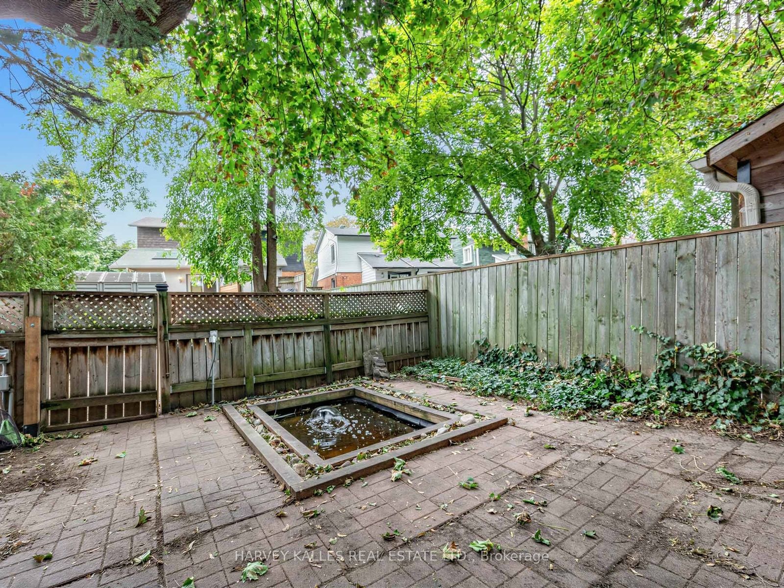 4 Kenrae Road Property Photo 35