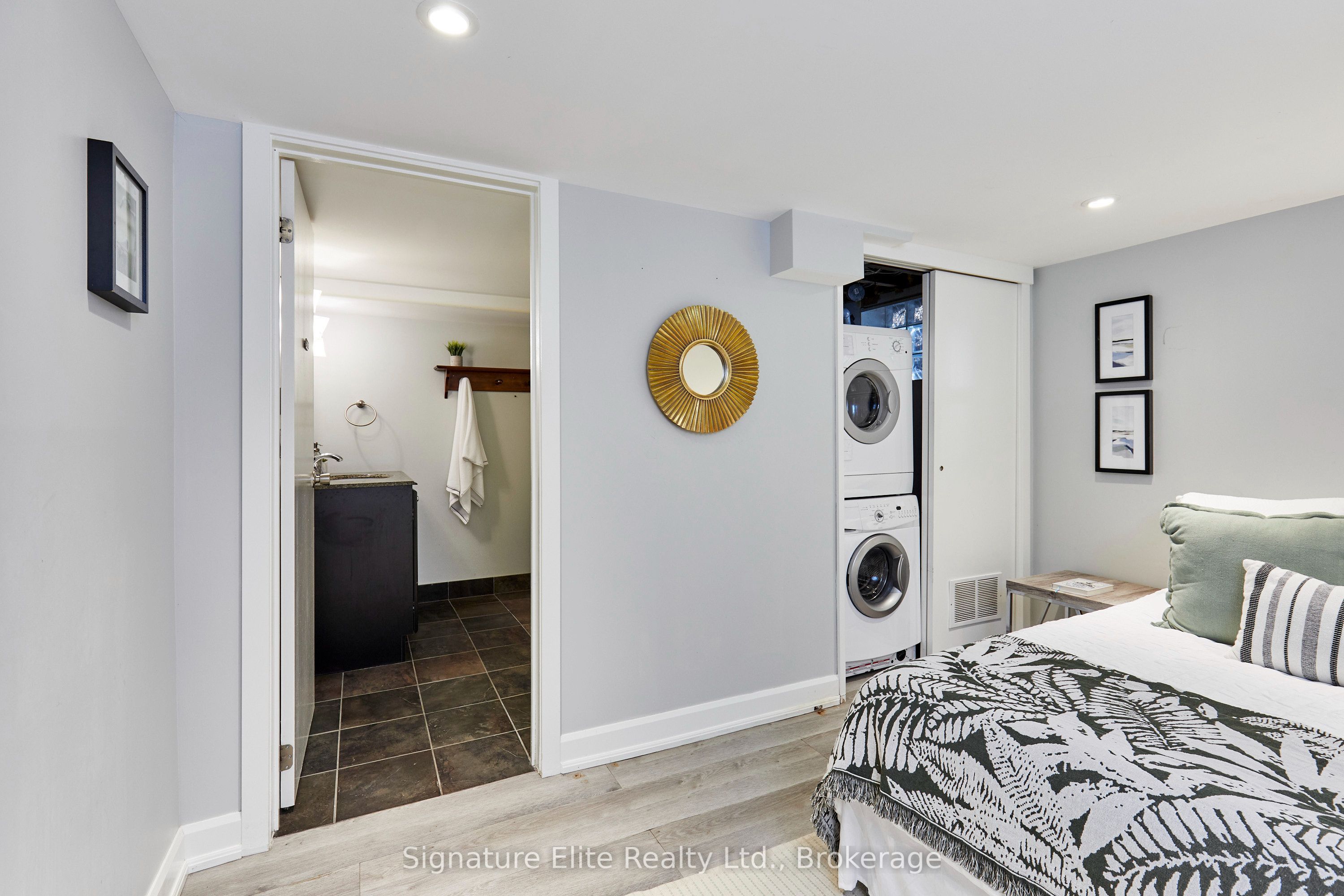 153 Parkhurst Boulevard Property Photo 20