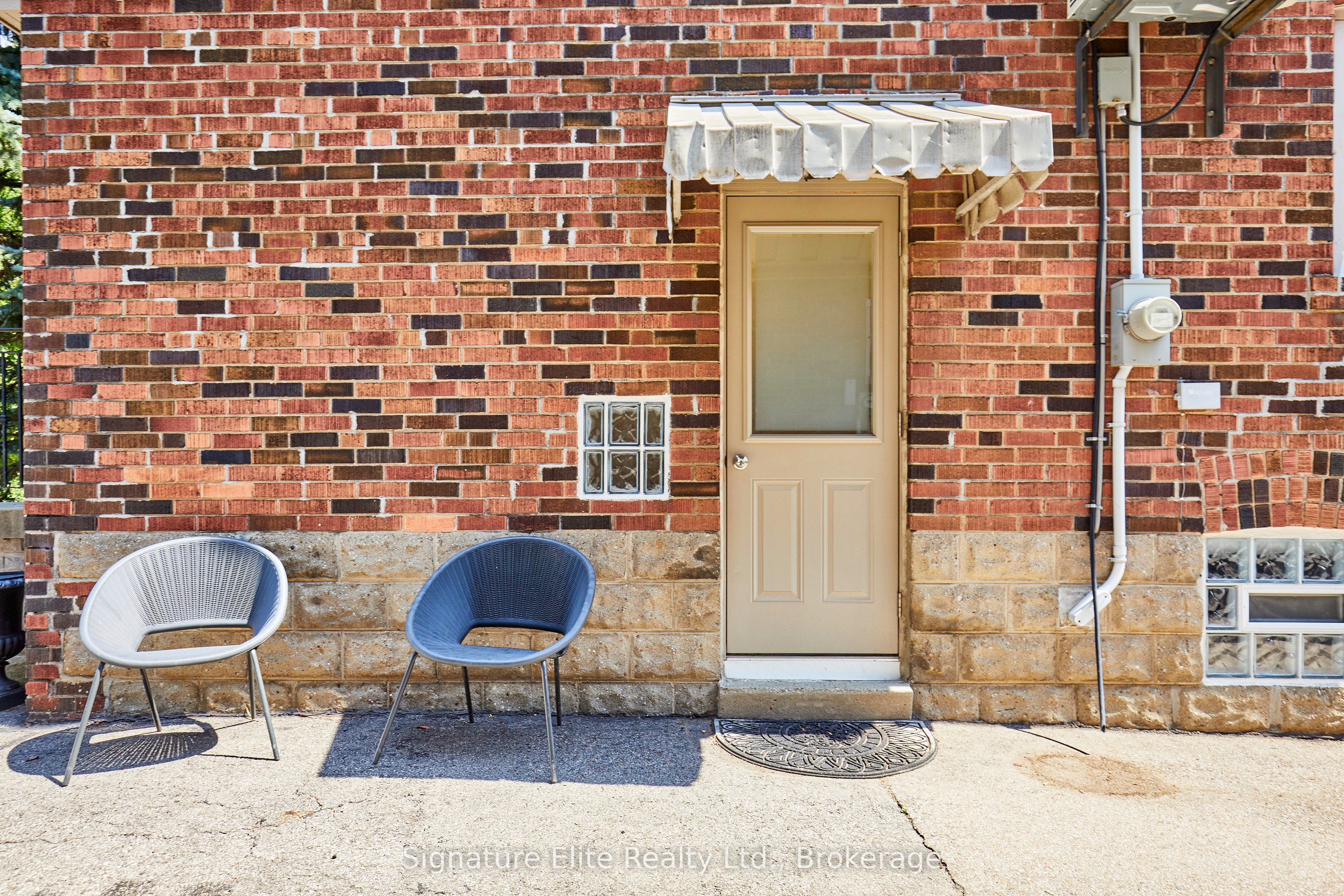 153 Parkhurst Boulevard Property Photo 22