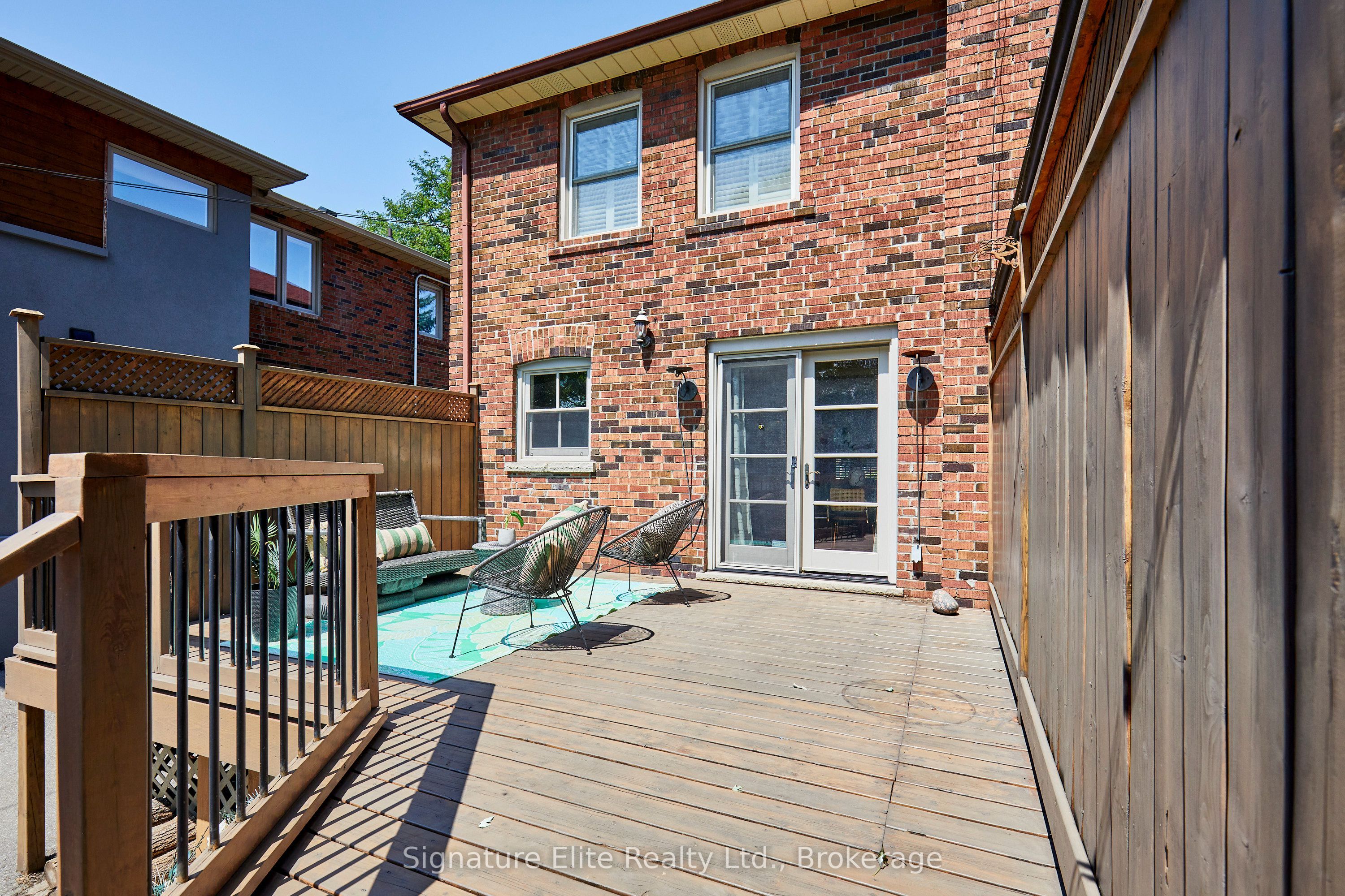 153 Parkhurst Boulevard Property Photo 25