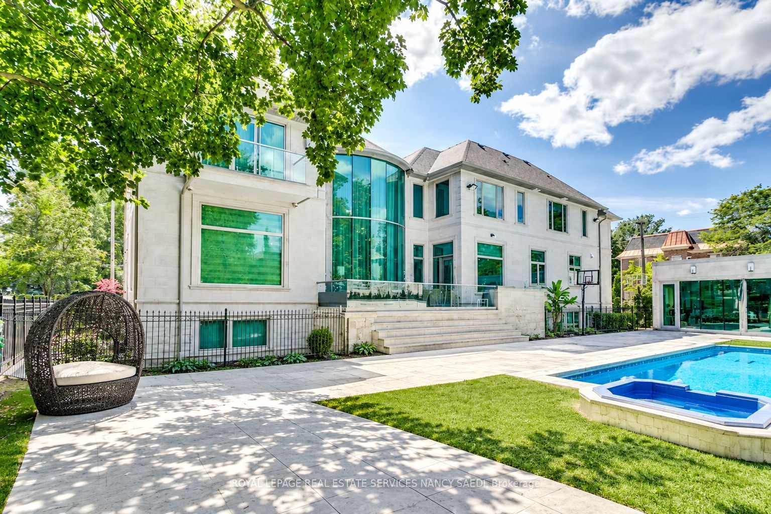 42 Wimpole Drive Property Photo 4
