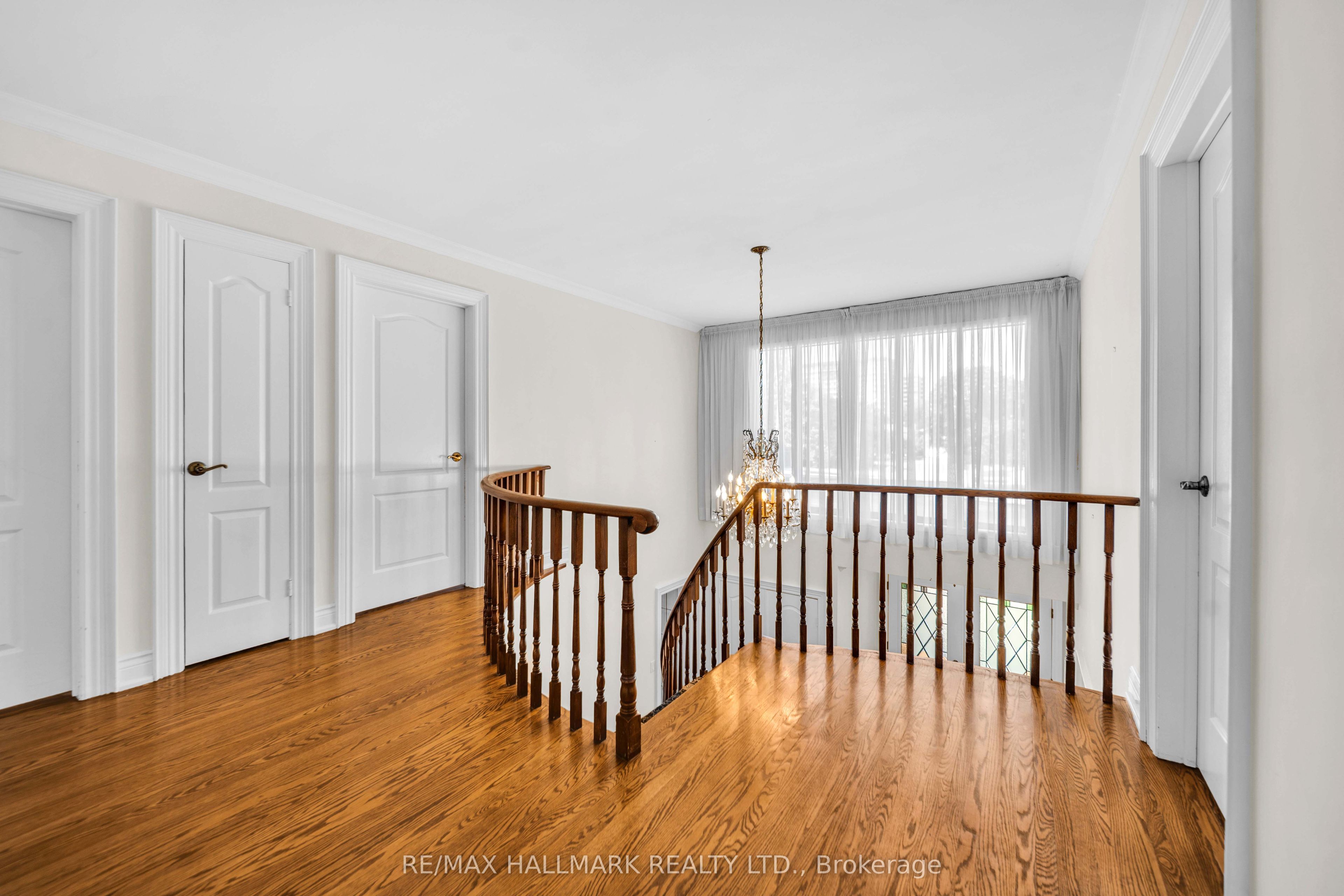 17 Twin Circle Court Property Photo 13