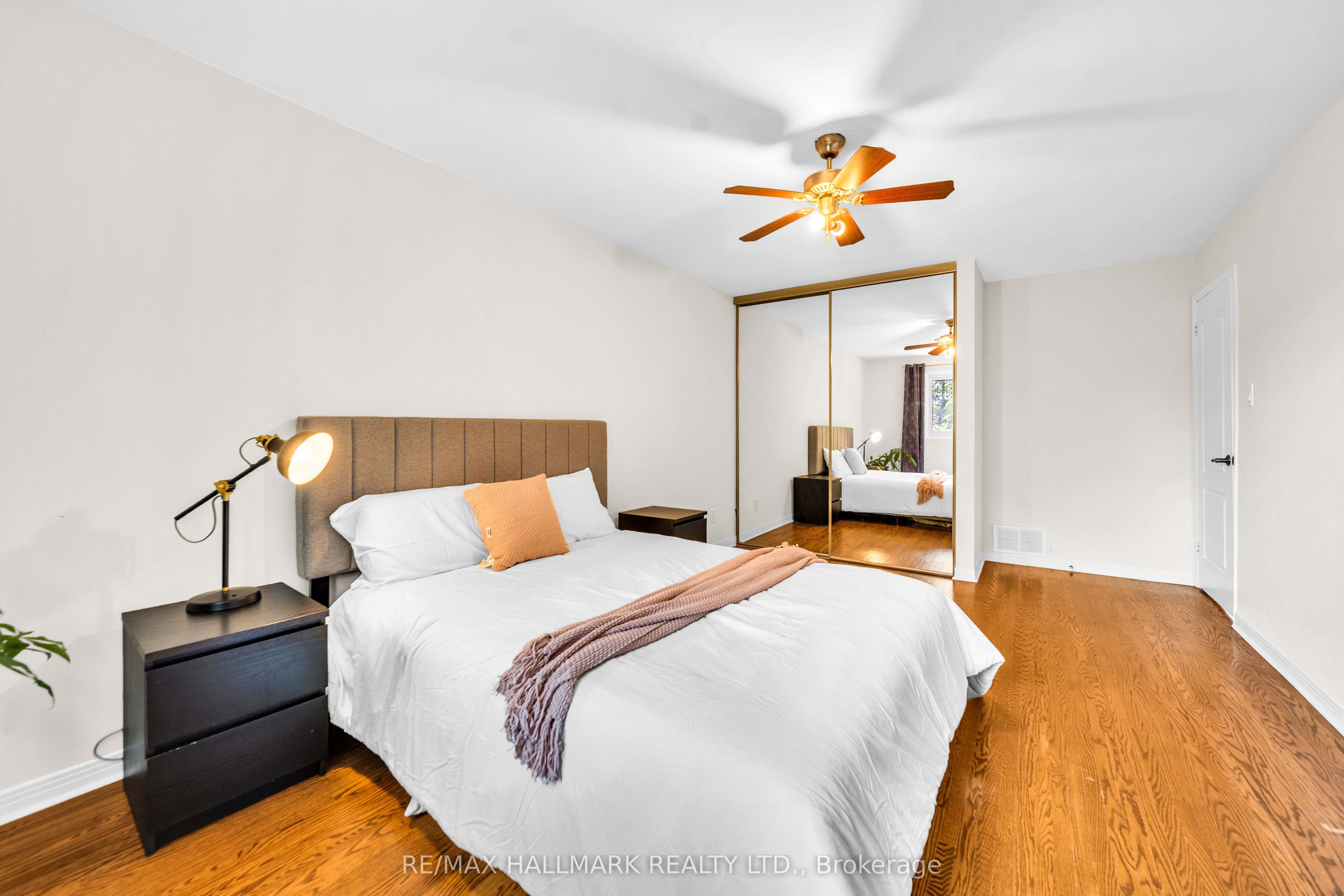 17 Twin Circle Court Property Photo 18