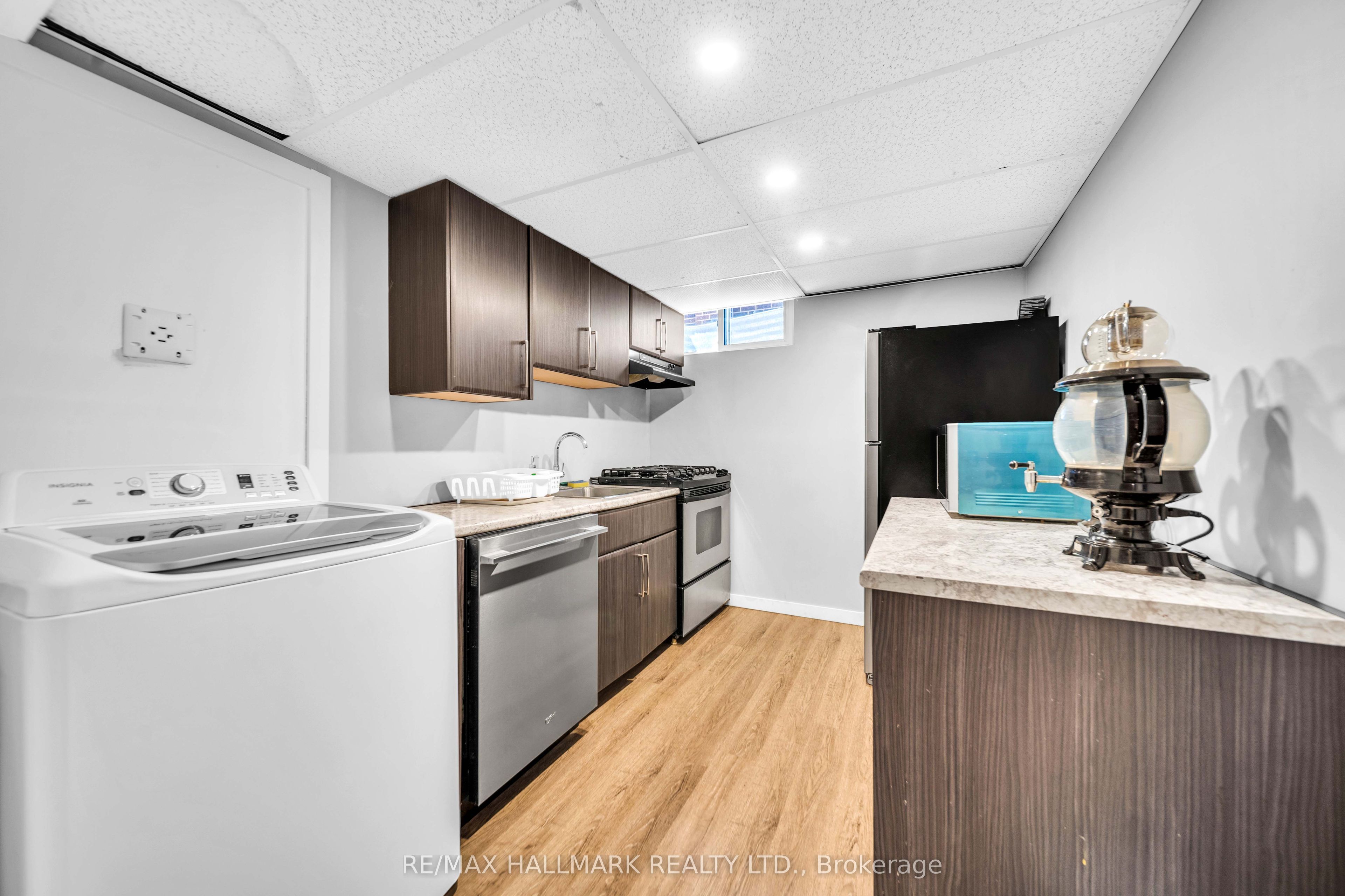 17 Twin Circle Court Property Photo 31