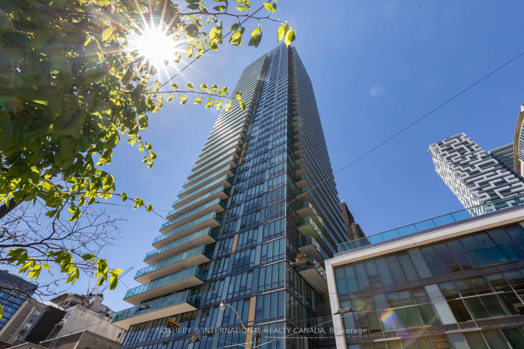 33 Lombard Street 2207 Property Photo 1