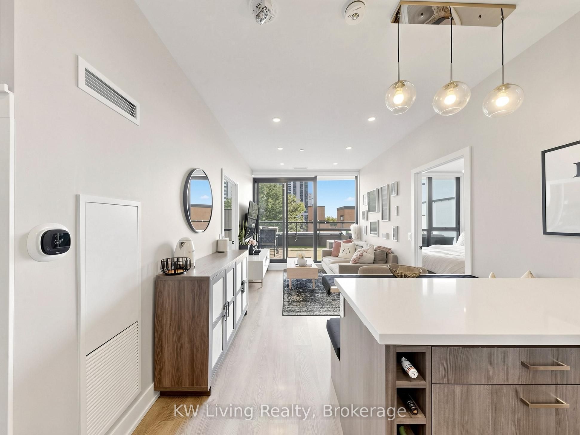 11 Lillian Street 406 Property Photo 8