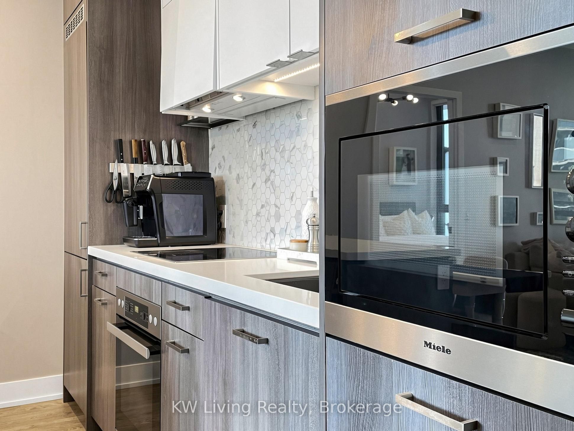 11 Lillian Street 406 Property Photo 14