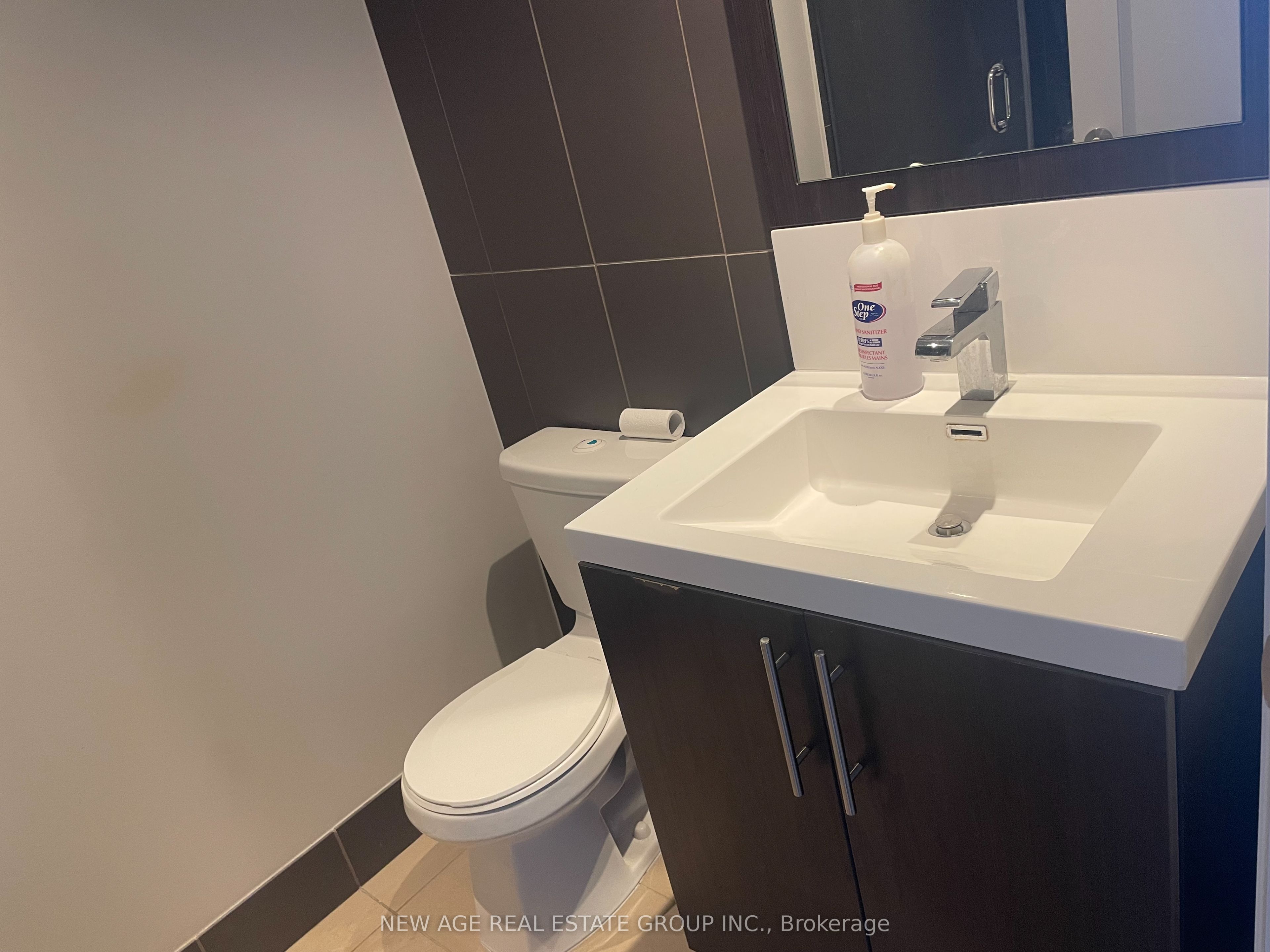 5 Sheppard Avenue E 2419 Property Photo 6
