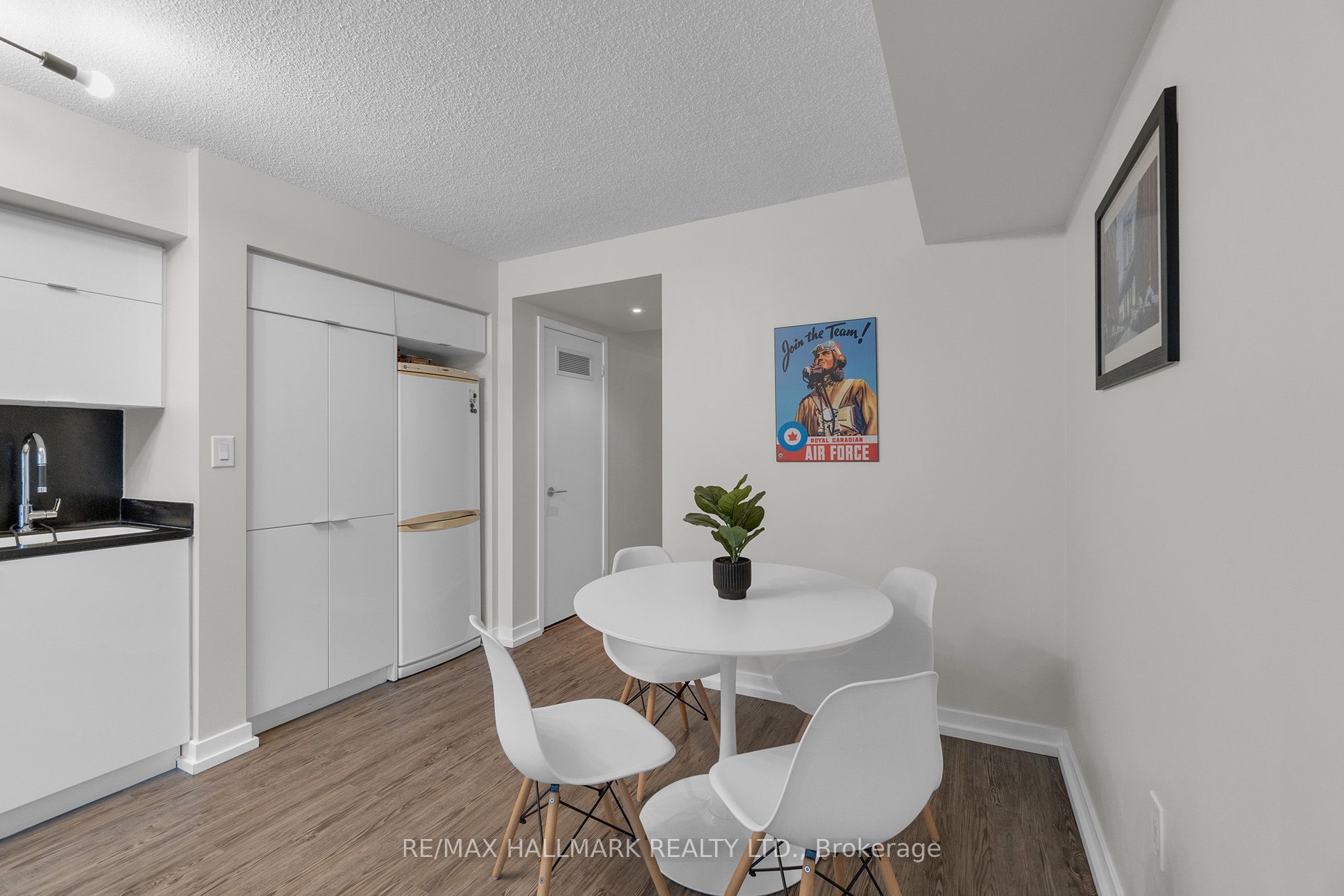151 Dan Leckie Way 1905 Property Photo 9