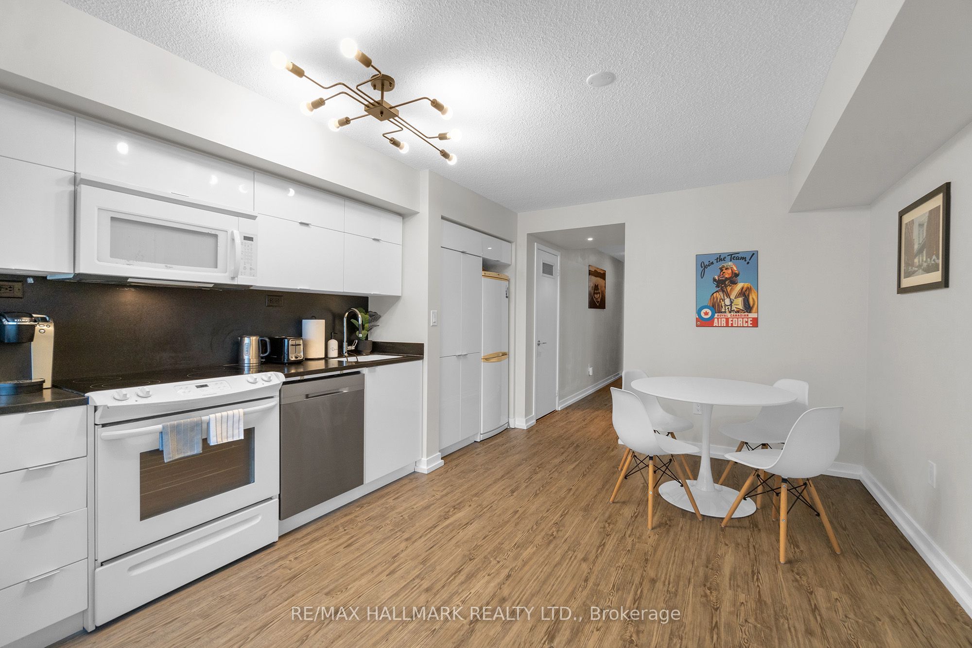 151 Dan Leckie Way 1905 Property Photo 10
