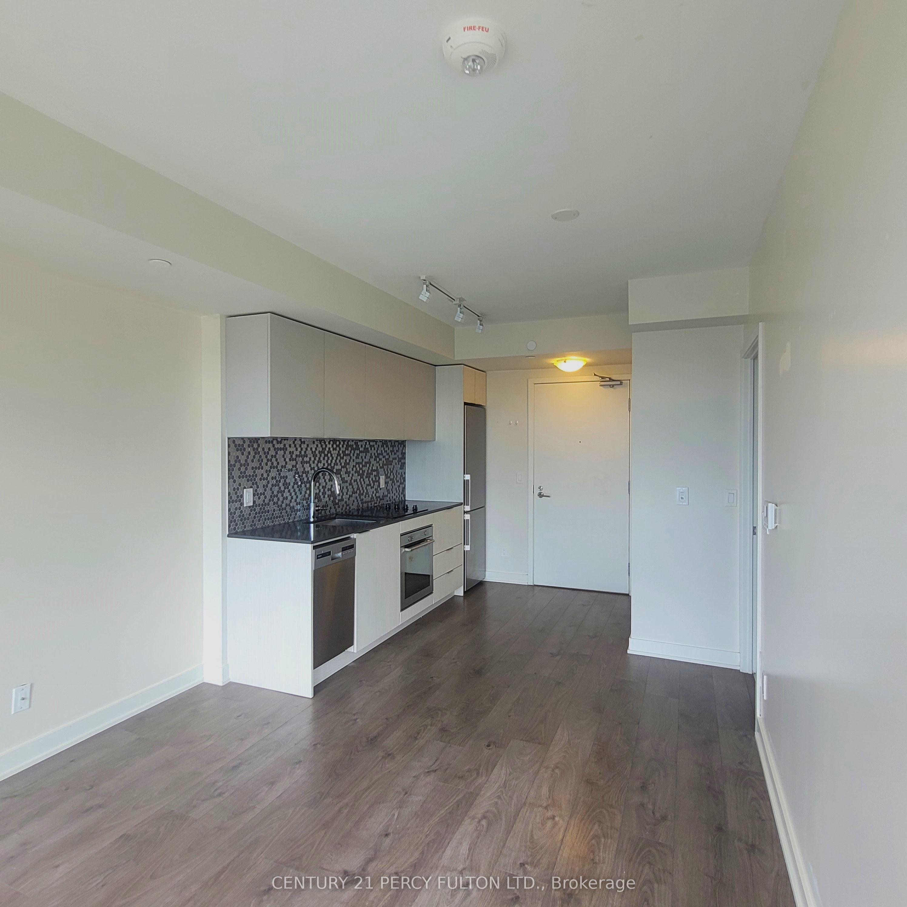 2 Sonic Way 1508 Property Photo 2