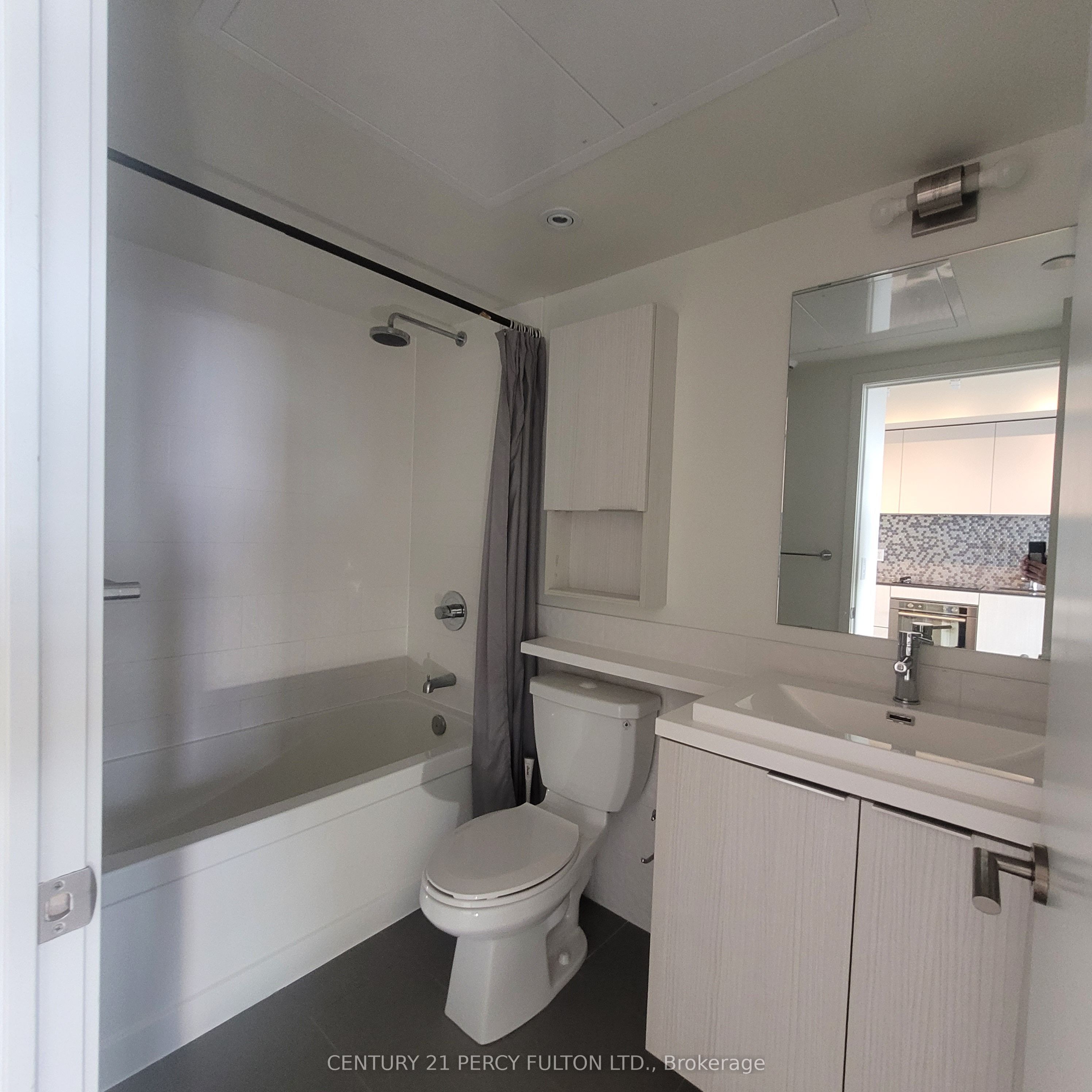 2 Sonic Way 1508 Property Photo 13