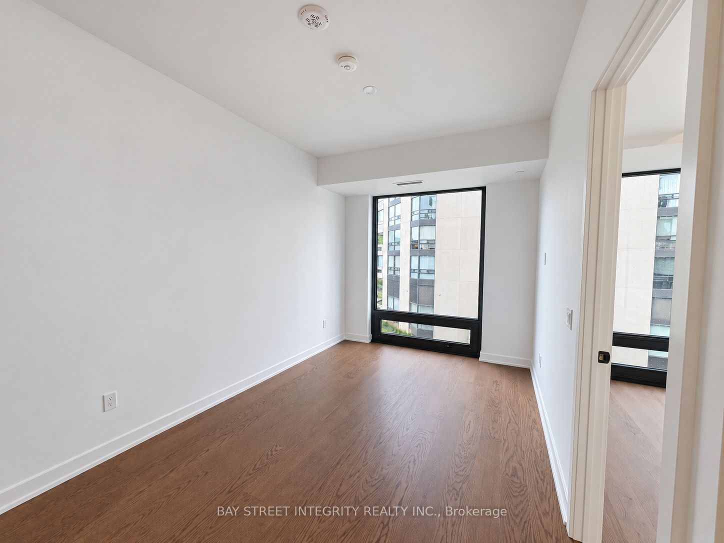 91 Montclair Avenue 733 Property Photo 8