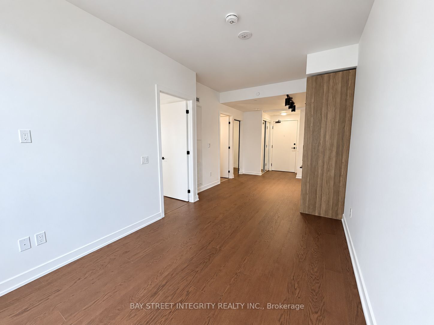 91 Montclair Avenue 733 Property Photo 9