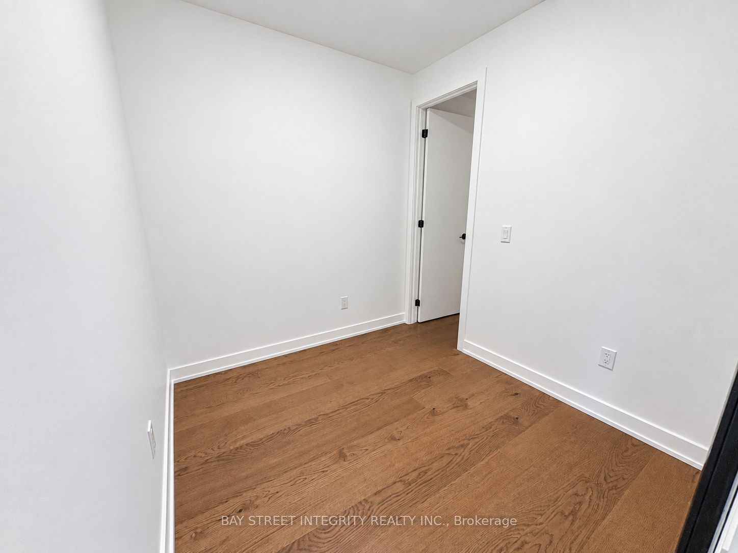 91 Montclair Avenue 733 Property Photo 14