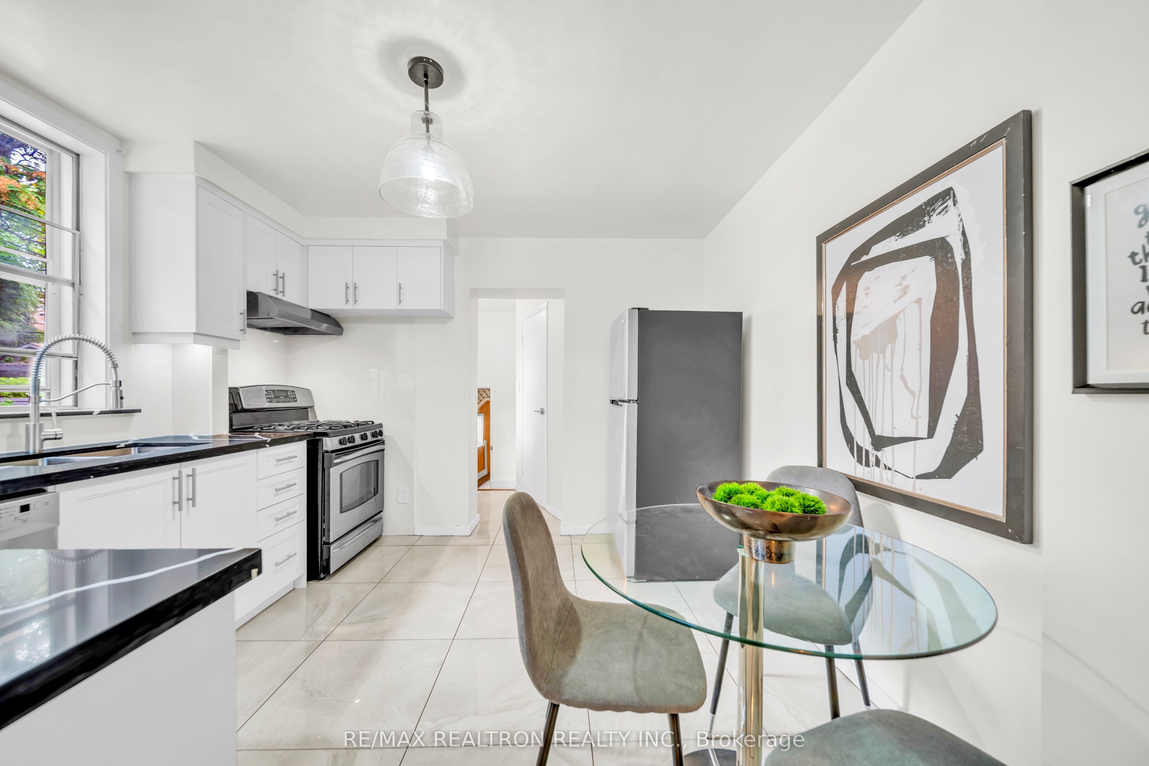 155 Arlington Avenue Property Photo 8