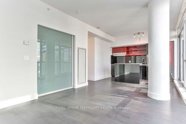 39 Sherbourne Street 609 Property Photo 7