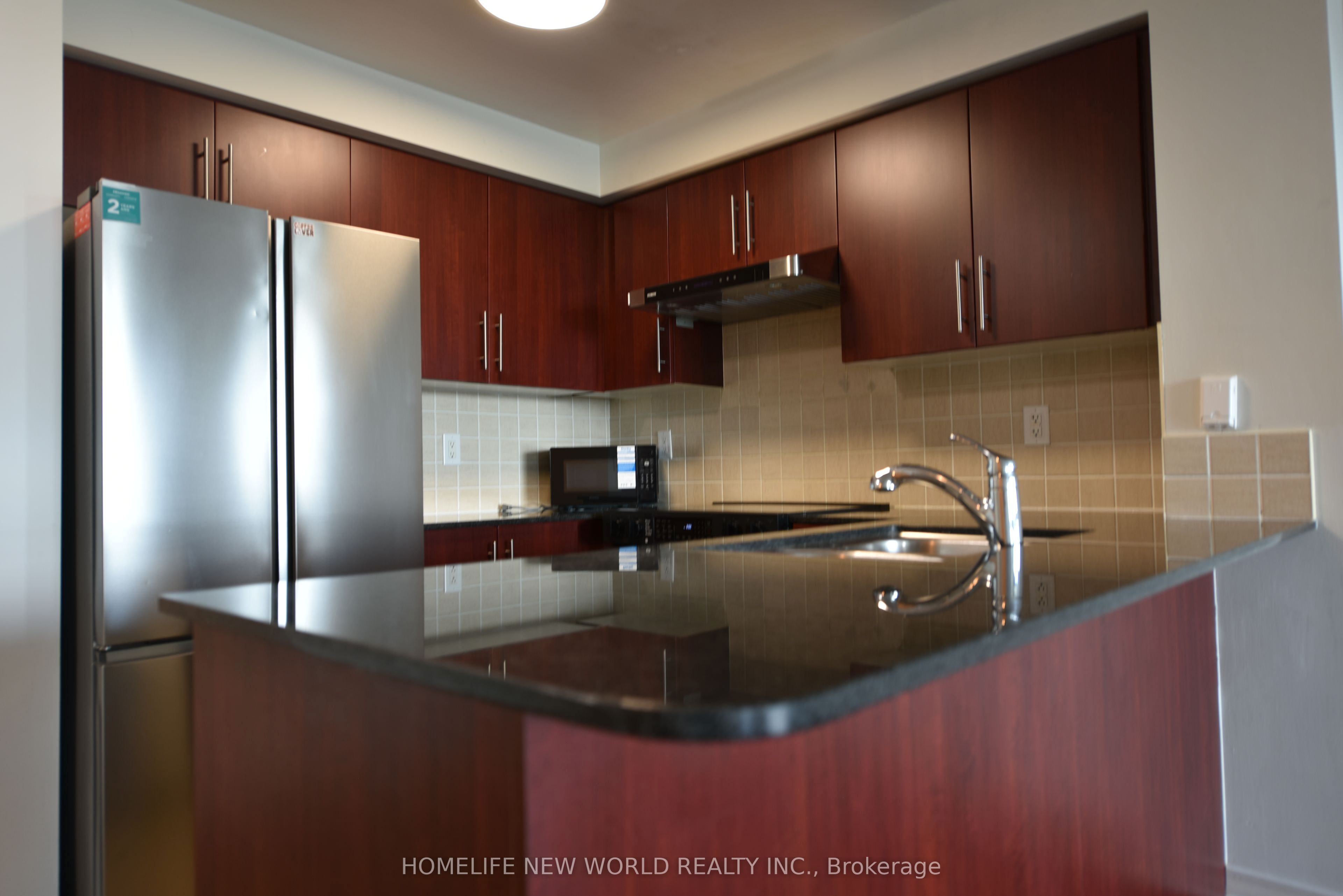 503 Beecroft Road 1207 Property Photo 3
