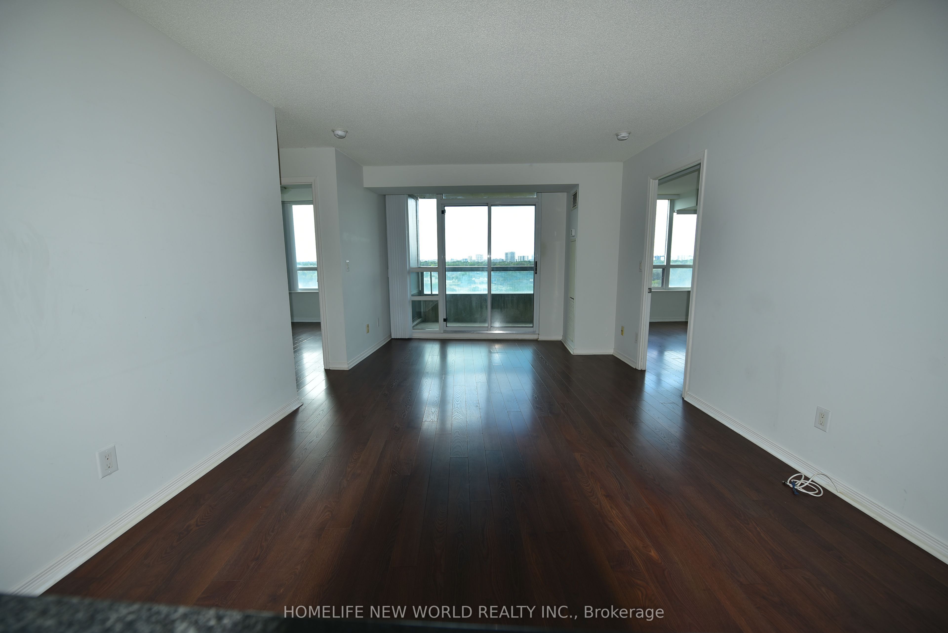 503 Beecroft Road 1207 Property Photo 6