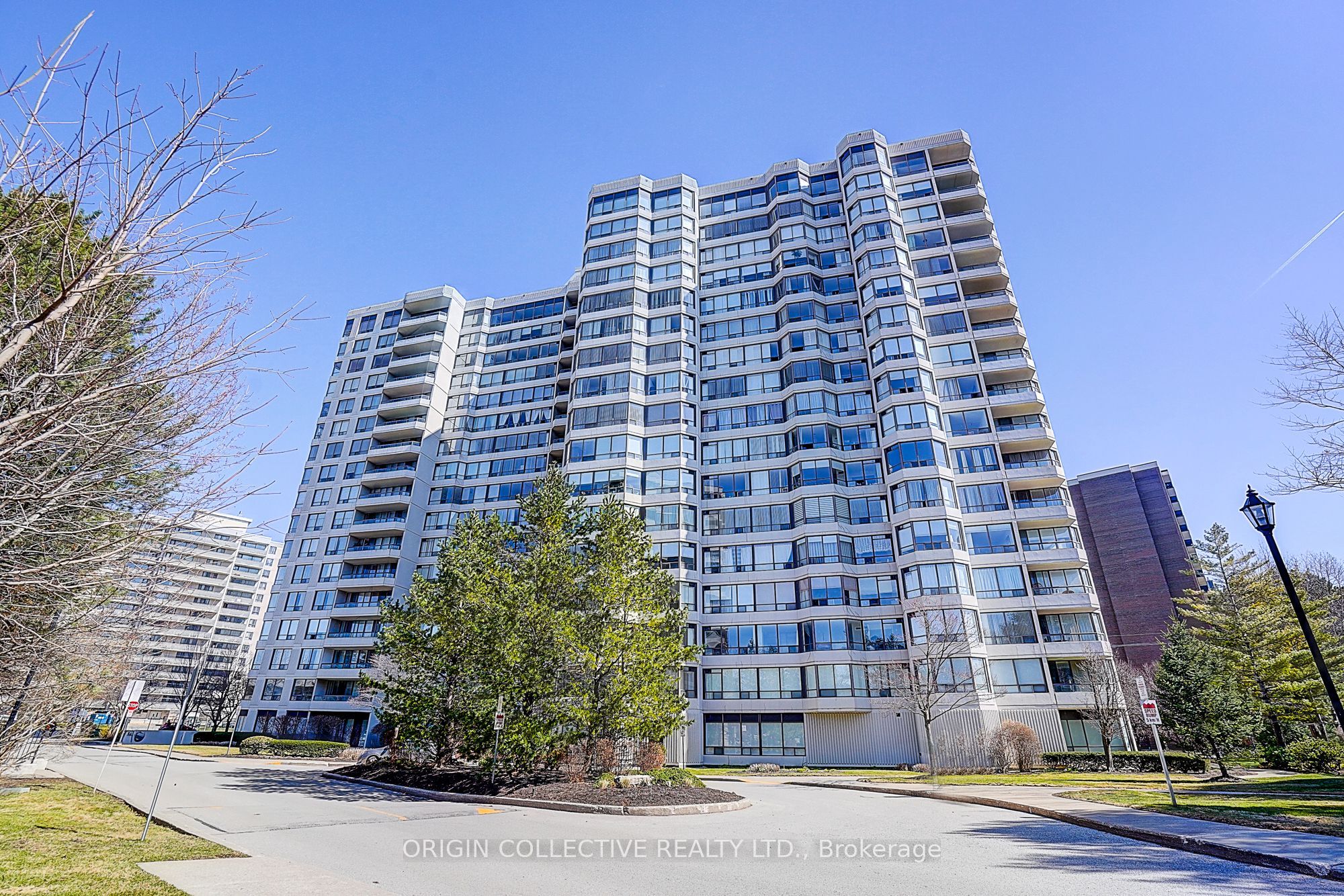 1101 Steeles Avenue W Ph111 Property Photo 1