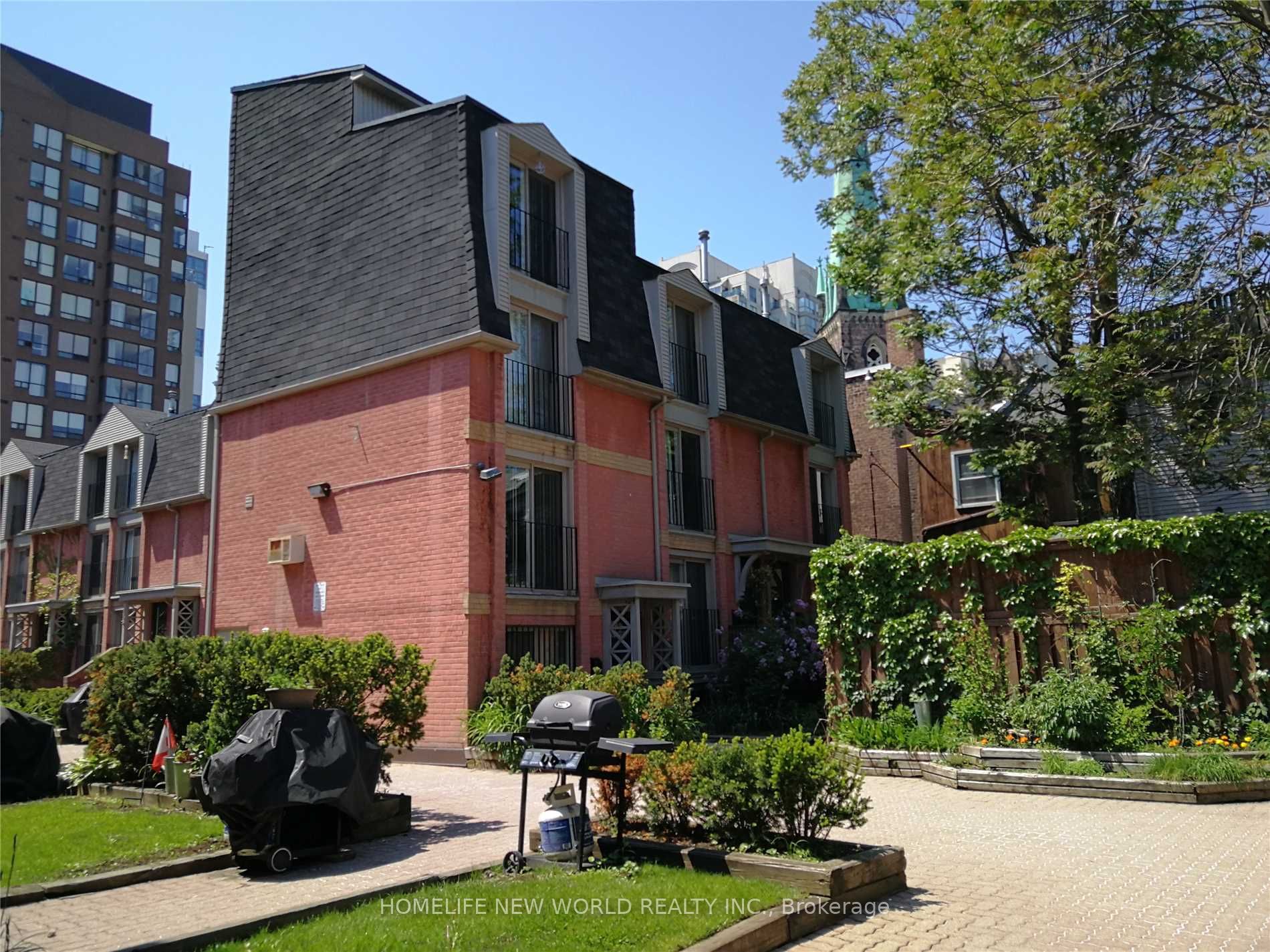 325 Jarvis Street 33 Property Photo 3