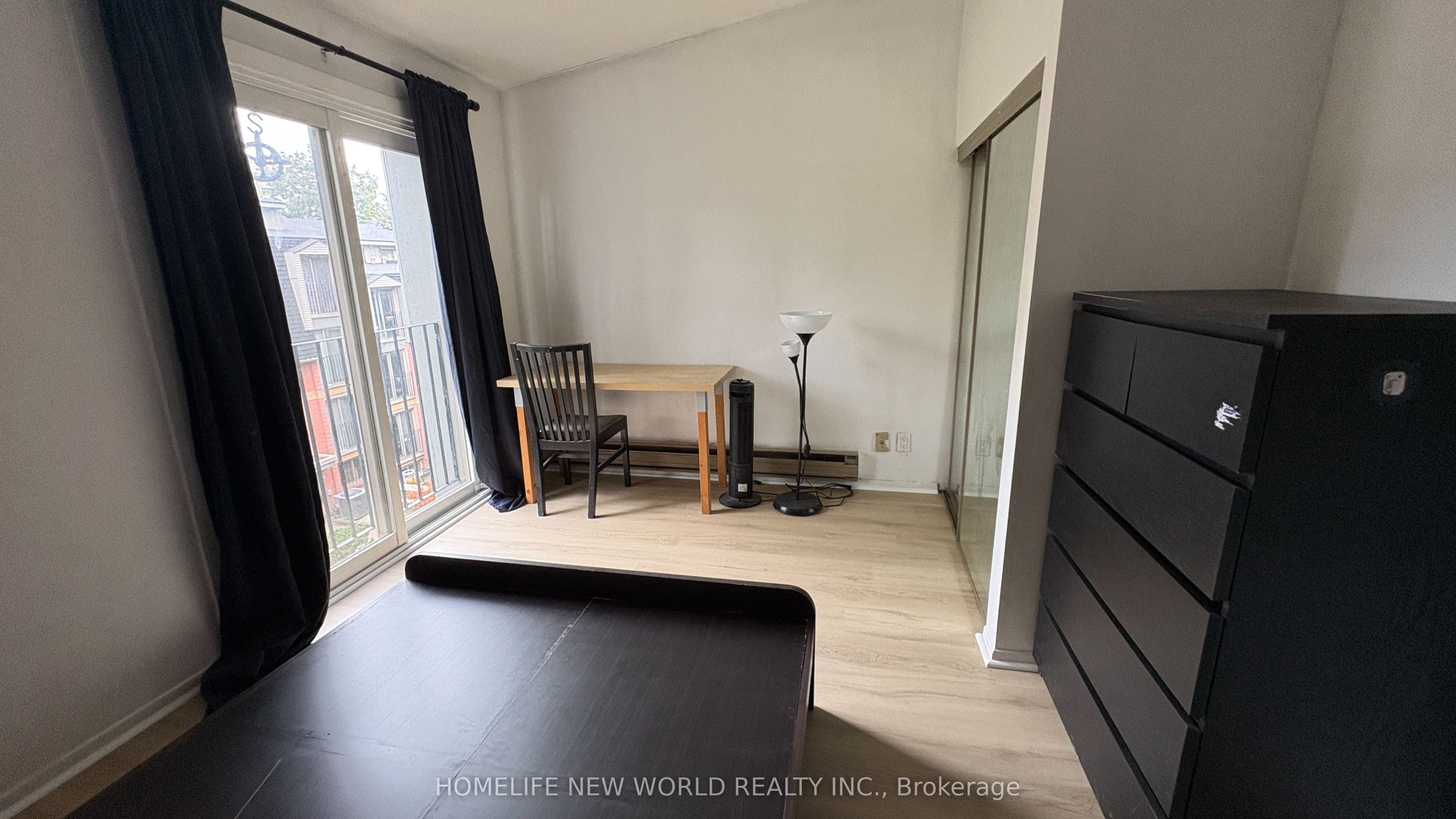 325 Jarvis Street 33 Property Photo 16