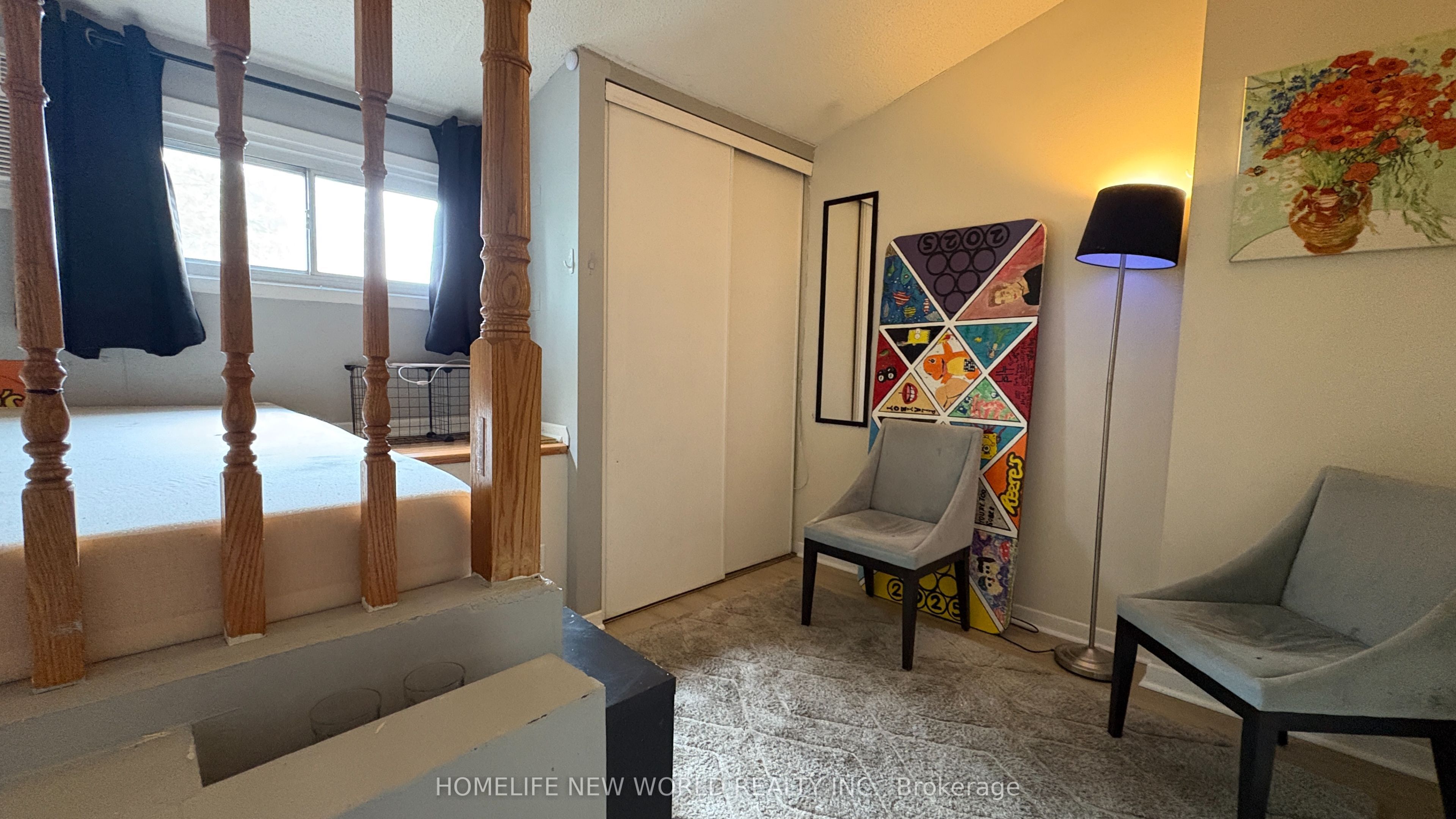 325 Jarvis Street 33 Property Photo 21